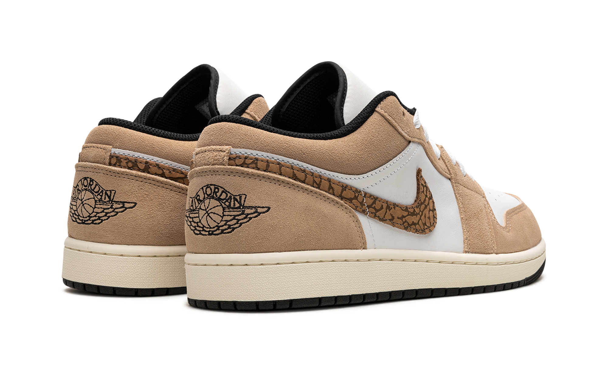 jordan 1 low se brown elephant+DZ4130-201+diagnol right behind view