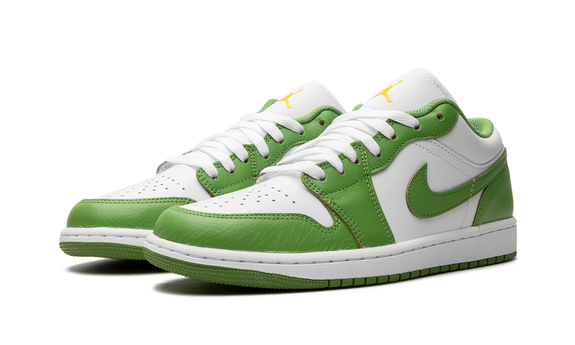 jordan 1 low se chlorophyll+HF4823-100+diagnol left view
