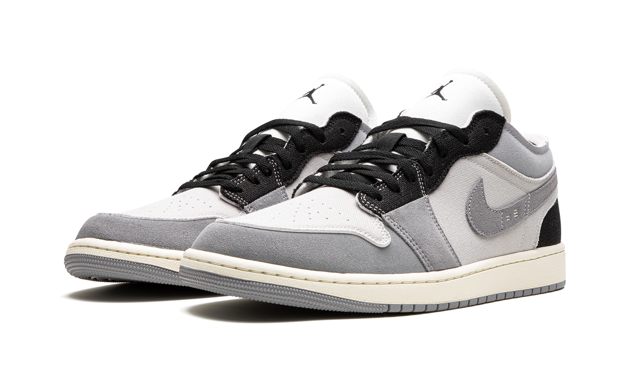 jordan 1 low se craft inside out cement grey+DZ4135-002+diagnol left view