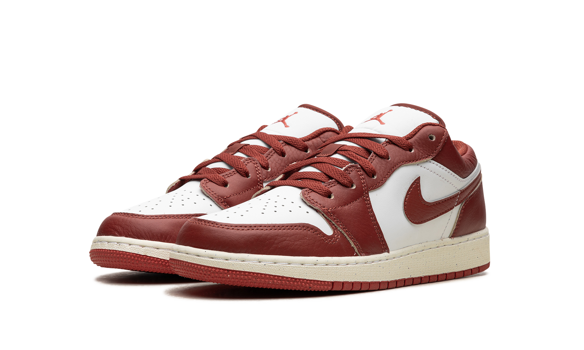 jordan 1 low se dune red gs+FJ3465-160+diagnol left view