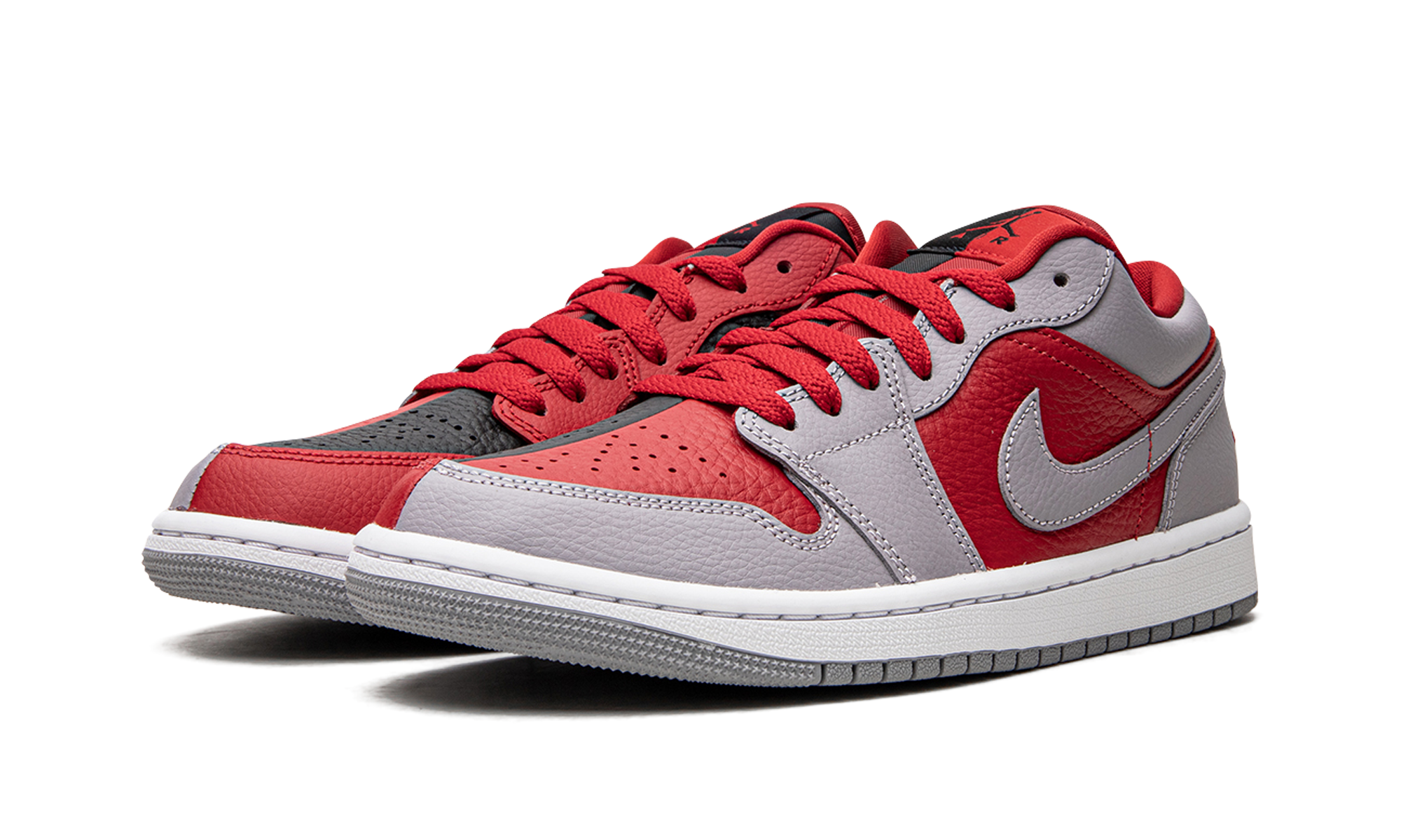 jordan 1 low se homage split gym red cement grey women s+DR0502-600+diagnol left view