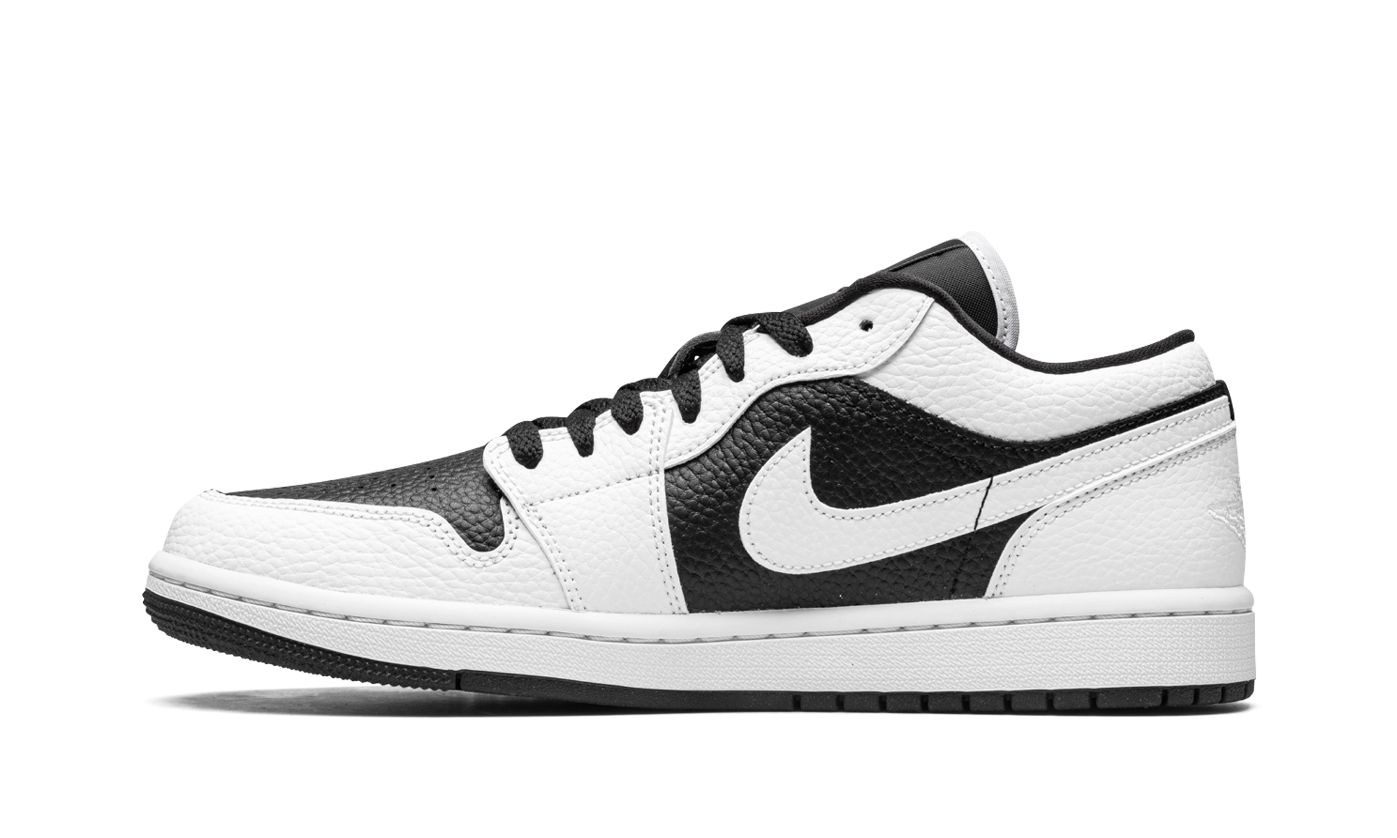 jordan 1 low se homage split white black women s+DR0502-101+diagnol right view 1