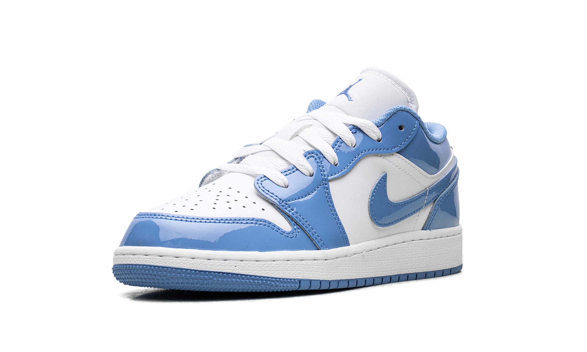 jordan 1 low se legend blue patent gs+FZ3929-114+left diagnol single view