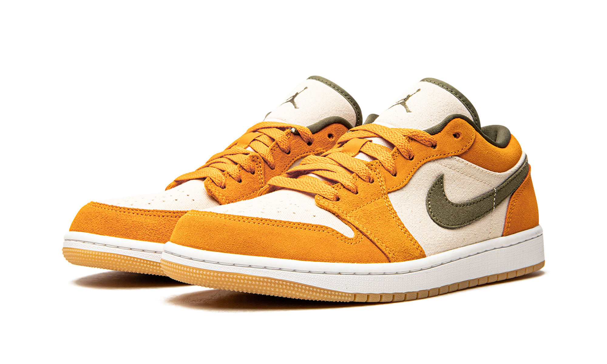 jordan 1 low se light curry+DH6931-102+diagnol left view