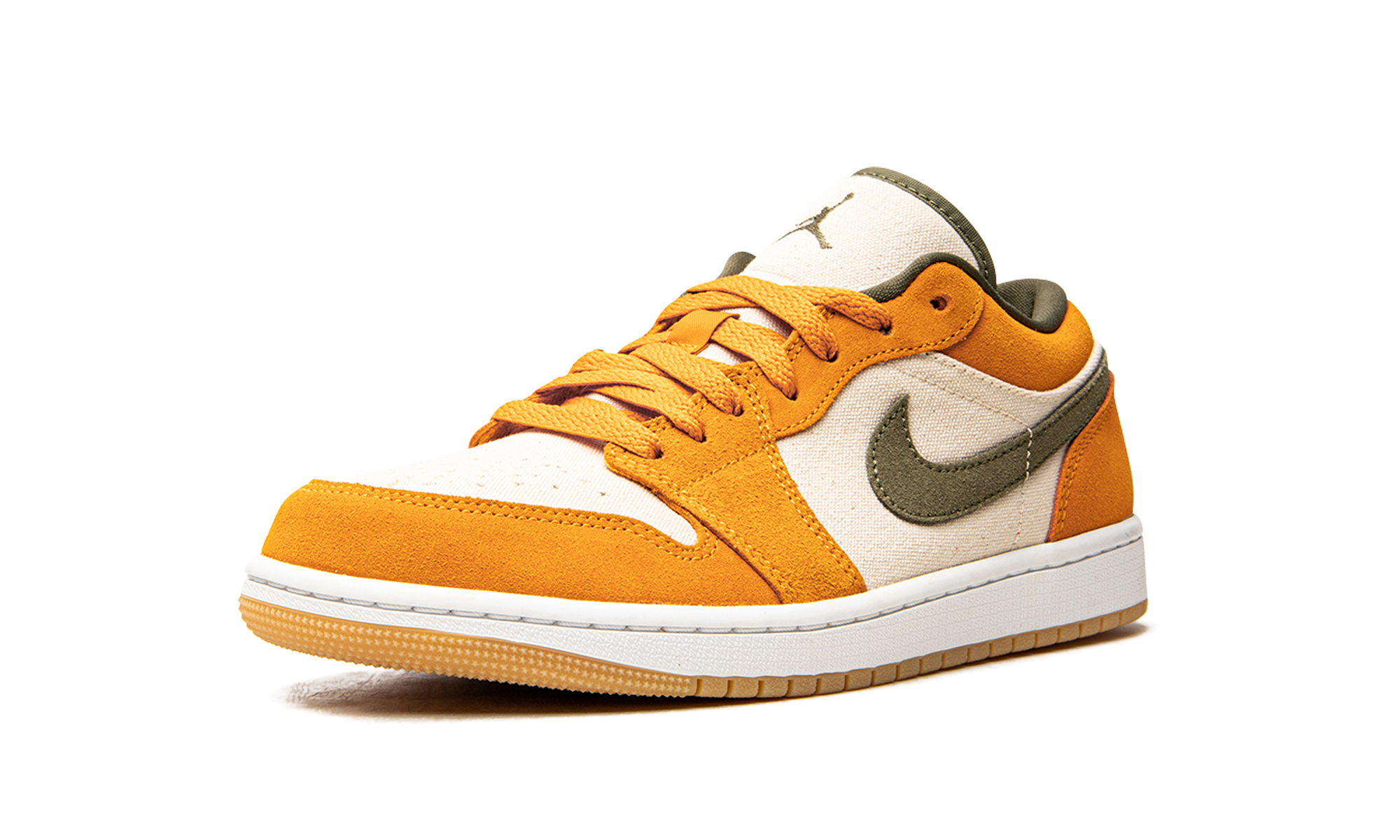 jordan 1 low se light curry+DH6931-102+left diagnol single view