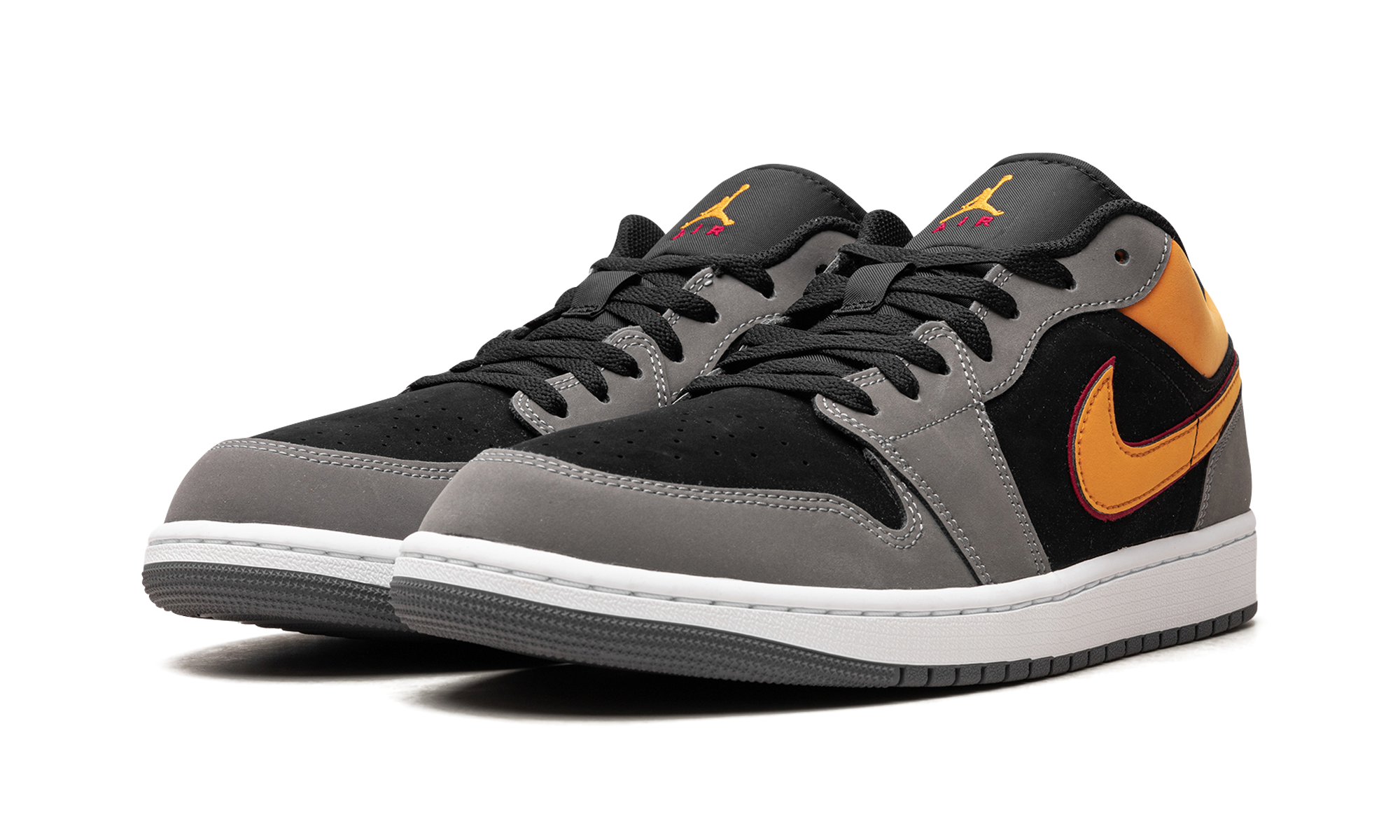 jordan 1 low se light graphite vivid orange+FN7308-008+diagnol left view