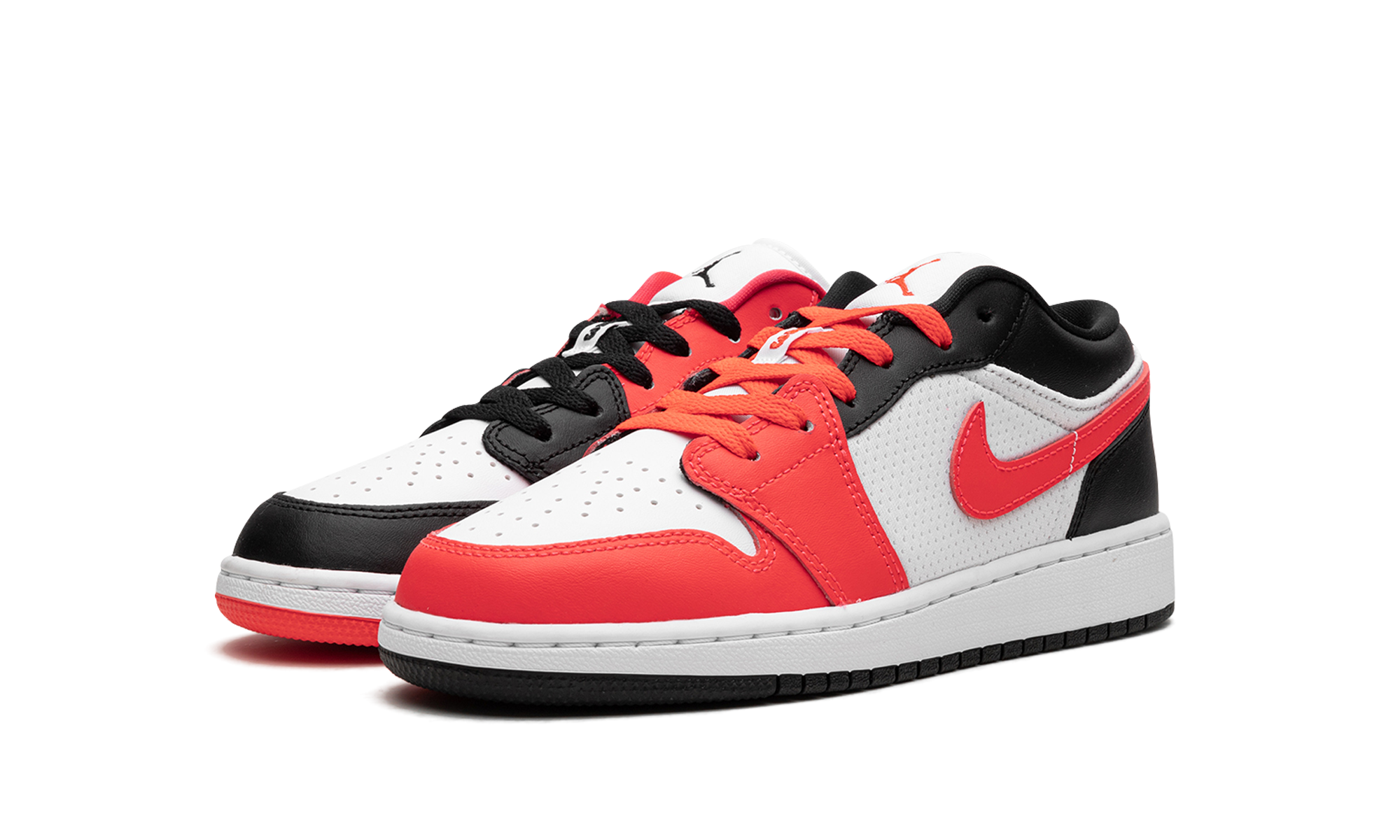 jordan 1 low se mismatched infrared gs+FB4420-616+diagnol left view