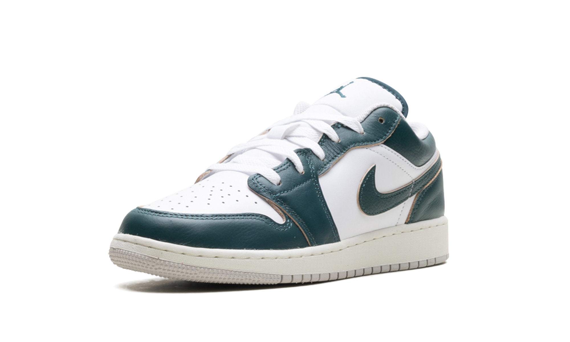 jordan 1 low se oxidized green gs+FQ8041-300+left diagnol single view