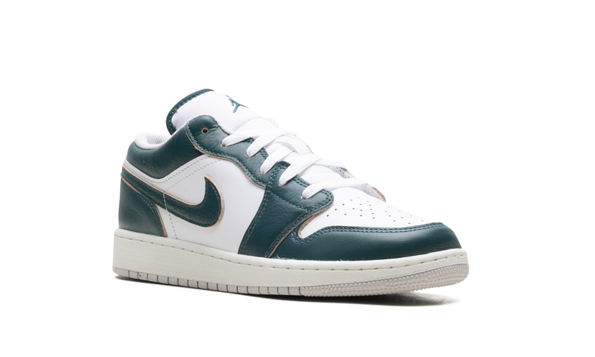 jordan 1 low se oxidized green gs+FQ8041-300+diagnol right view