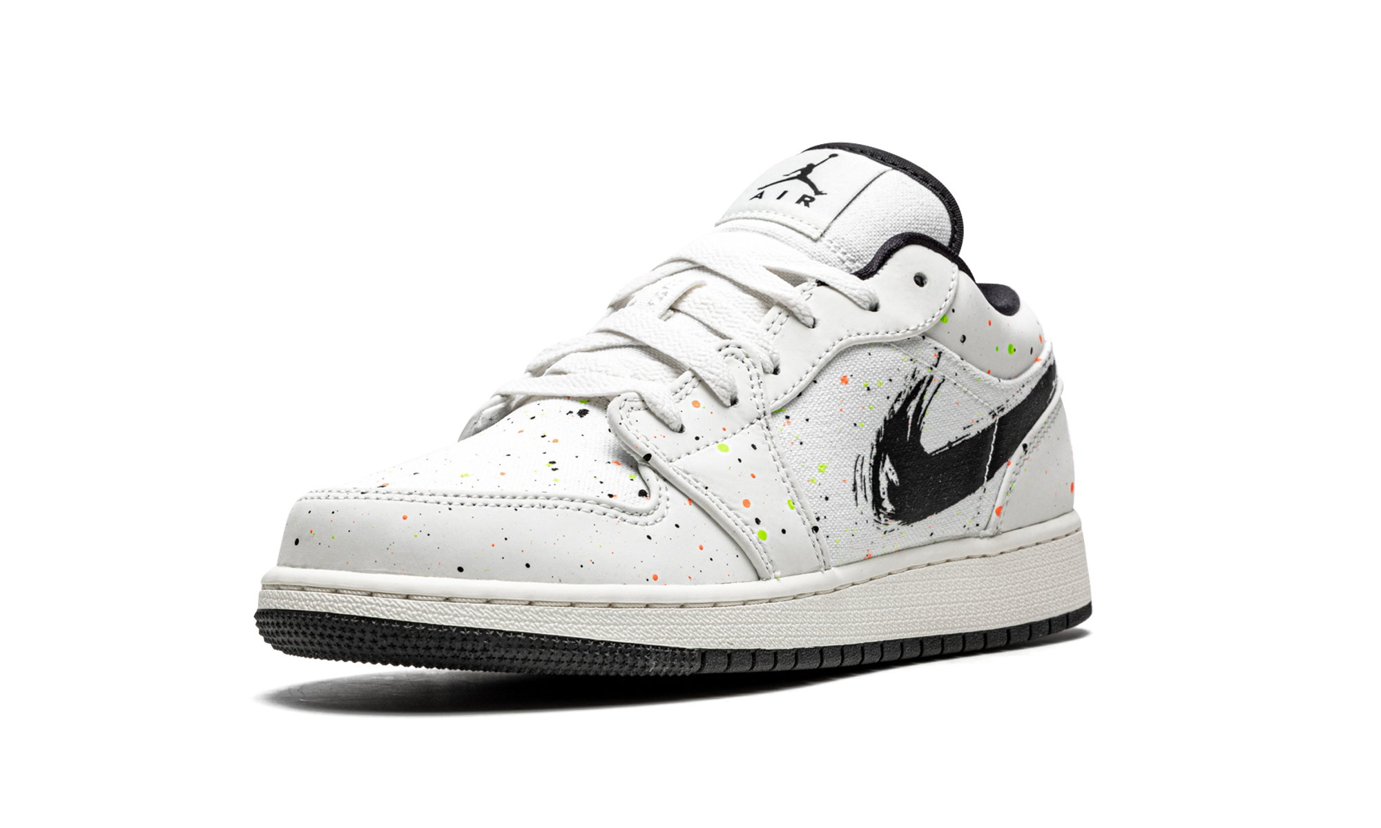 jordan 1 low se paint splatter gs+DH3295-100+left diagnol single view