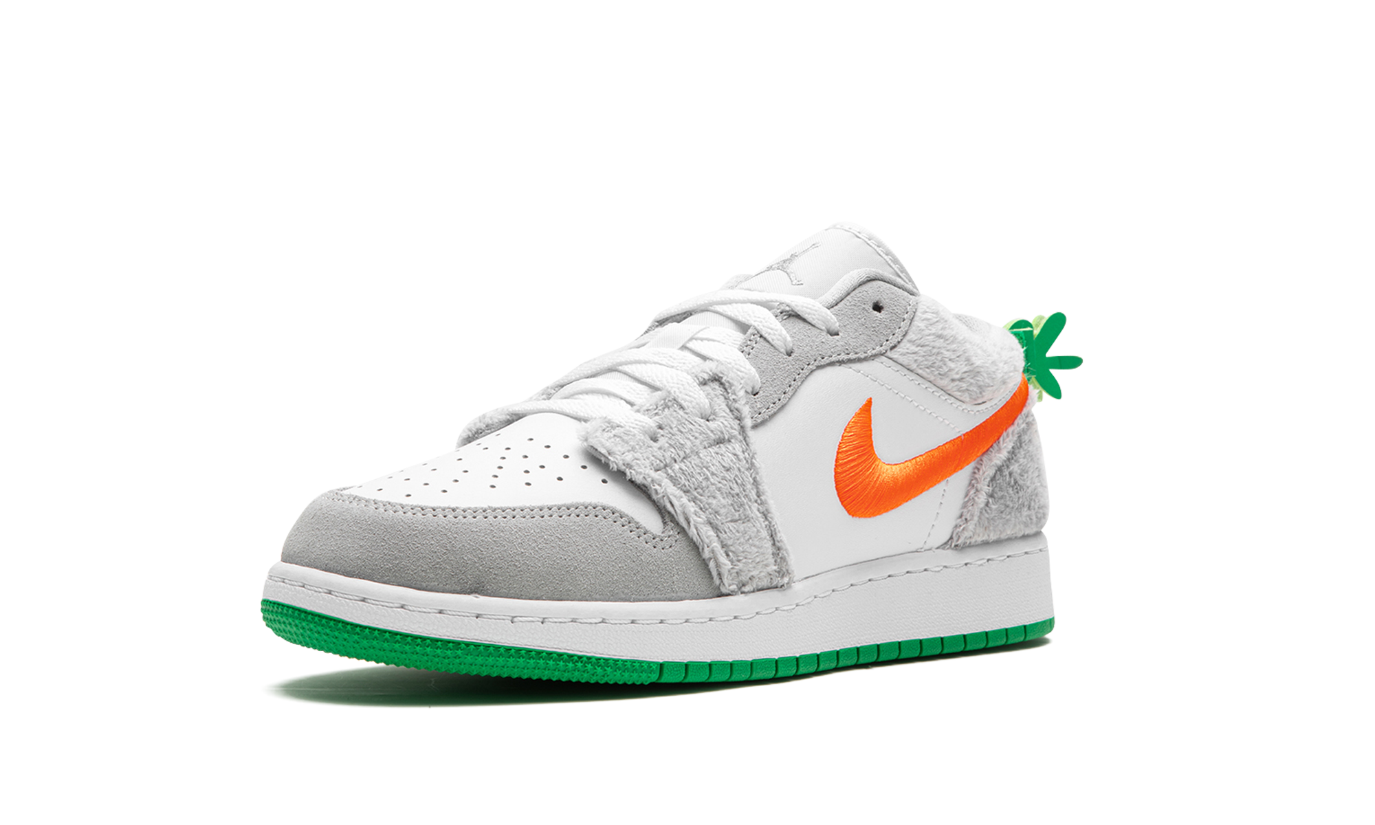 jordan 1 low se rabbit gs+DZ6333-083+left diagnol single view