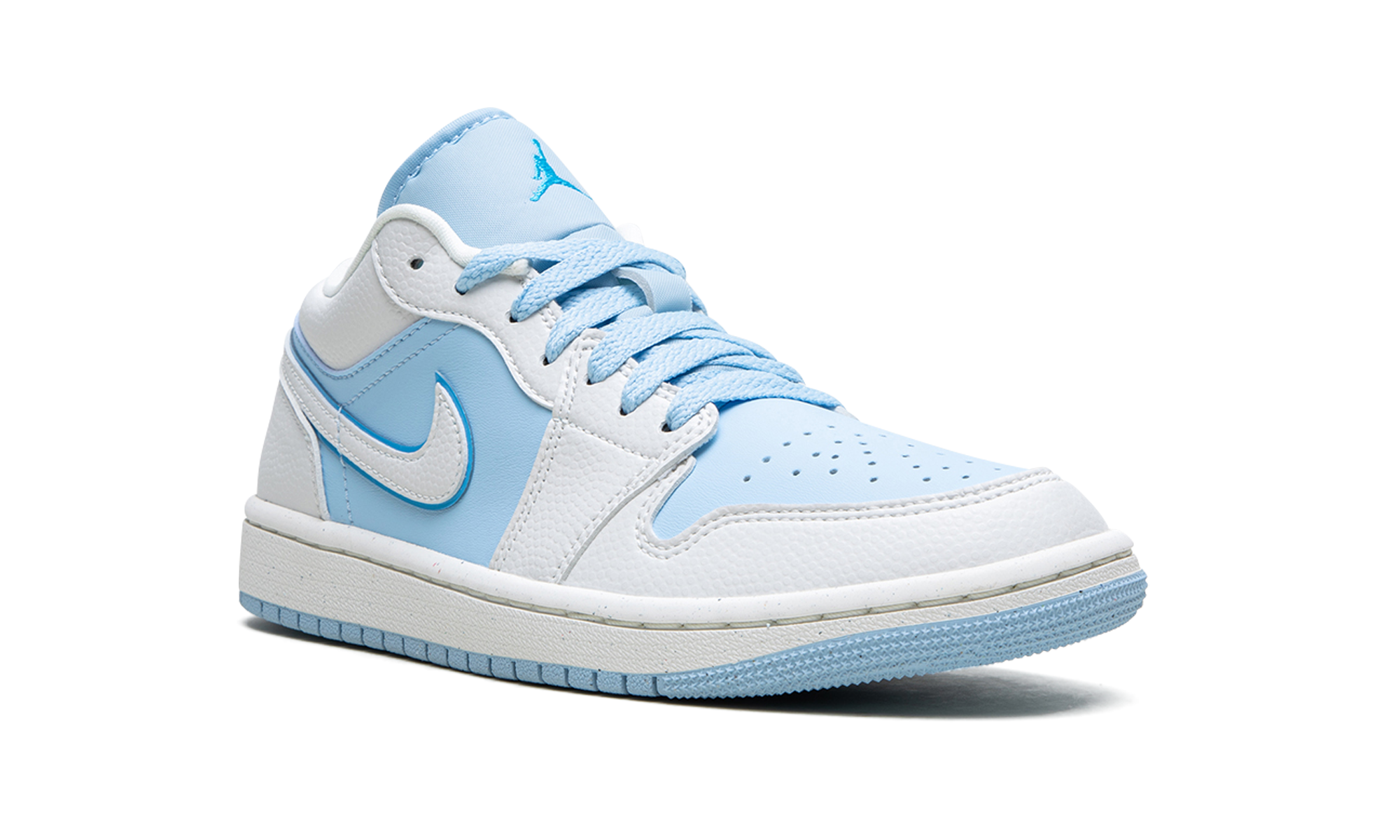 jordan 1 low se reverse ice blue women s+DV1299-104+diagnol right view
