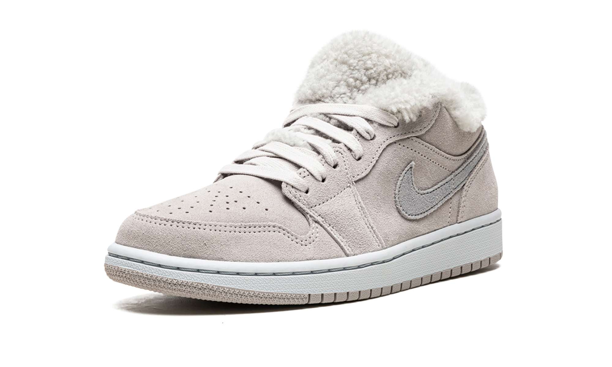 jordan 1 low se sherpa fleece women s+DO0750-002+left diagnol single view