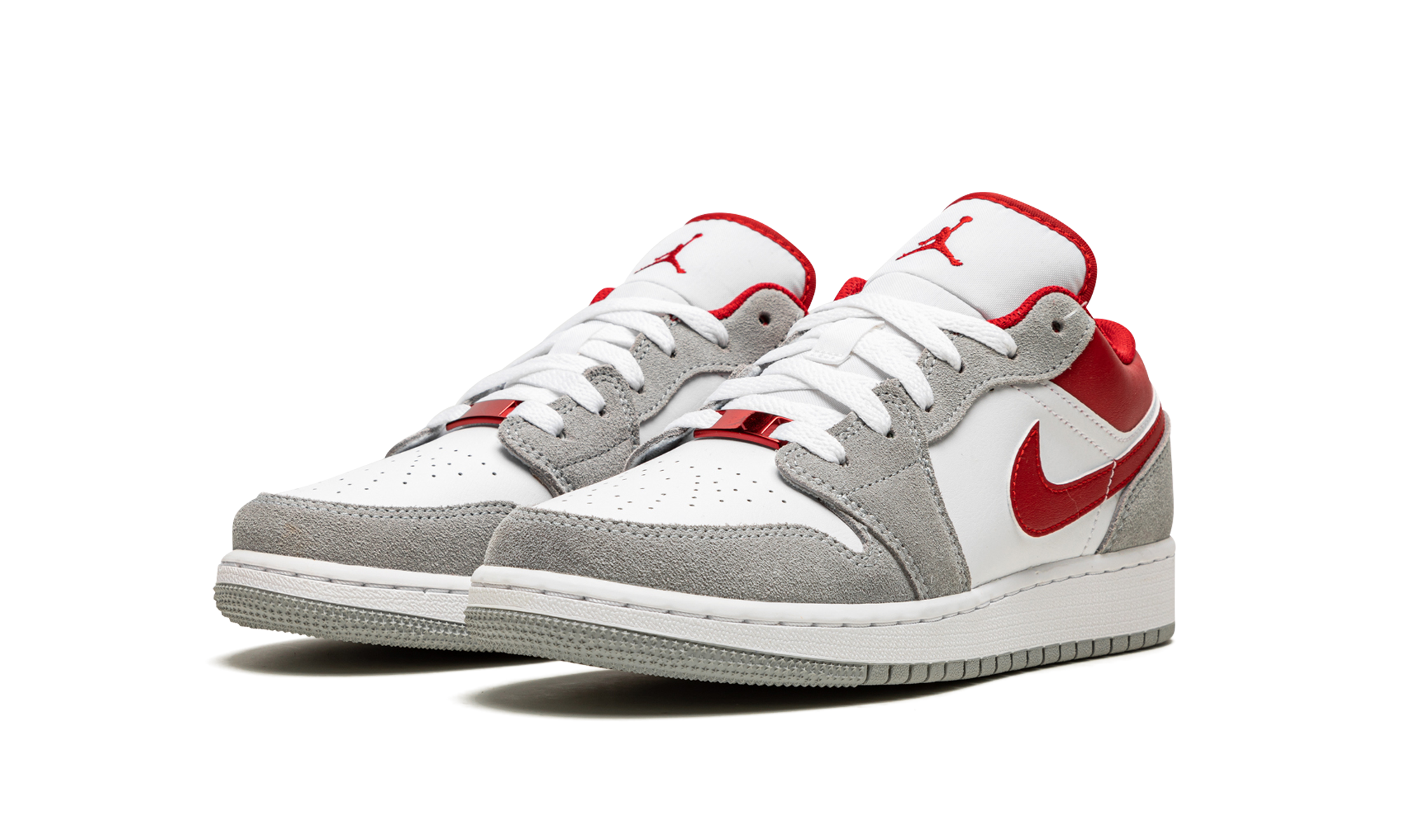 jordan 1 low se smoke grey gym red gs+DM0589-016+diagnol left view