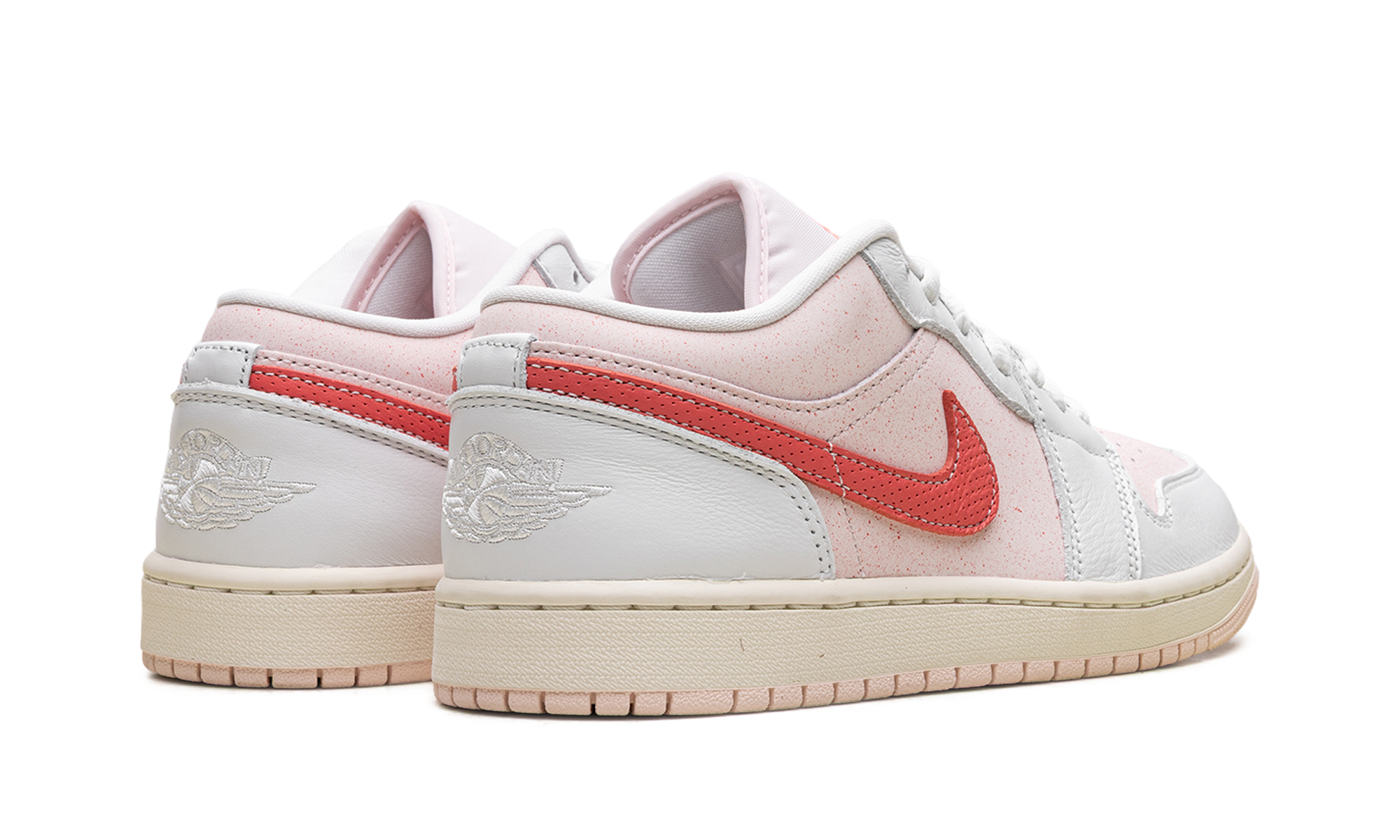 jordan 1 low se strawberry milkshake women s+IB8156-133+diagnol right behind view
