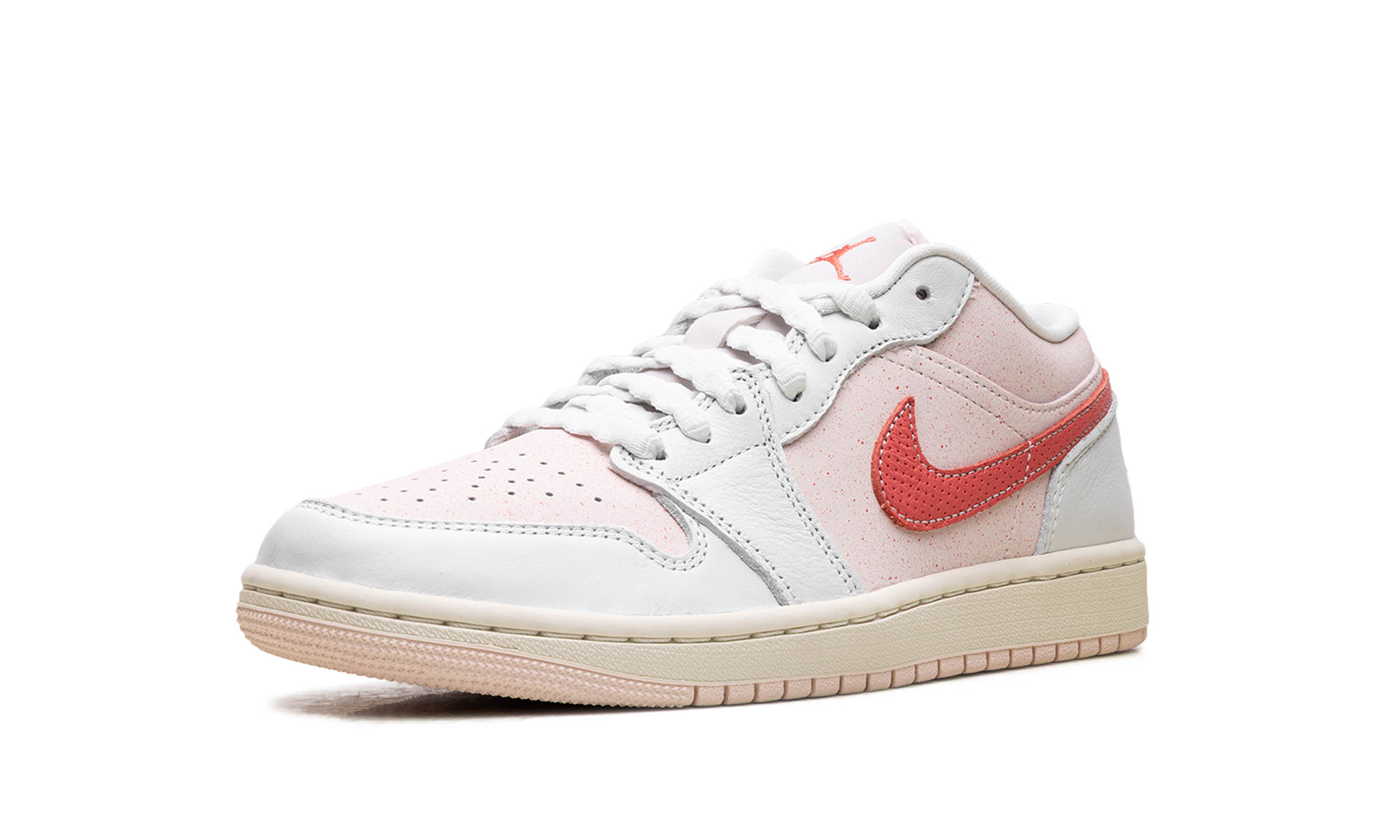 jordan 1 low se strawberry milkshake women s+IB8156-133+left diagnol single view