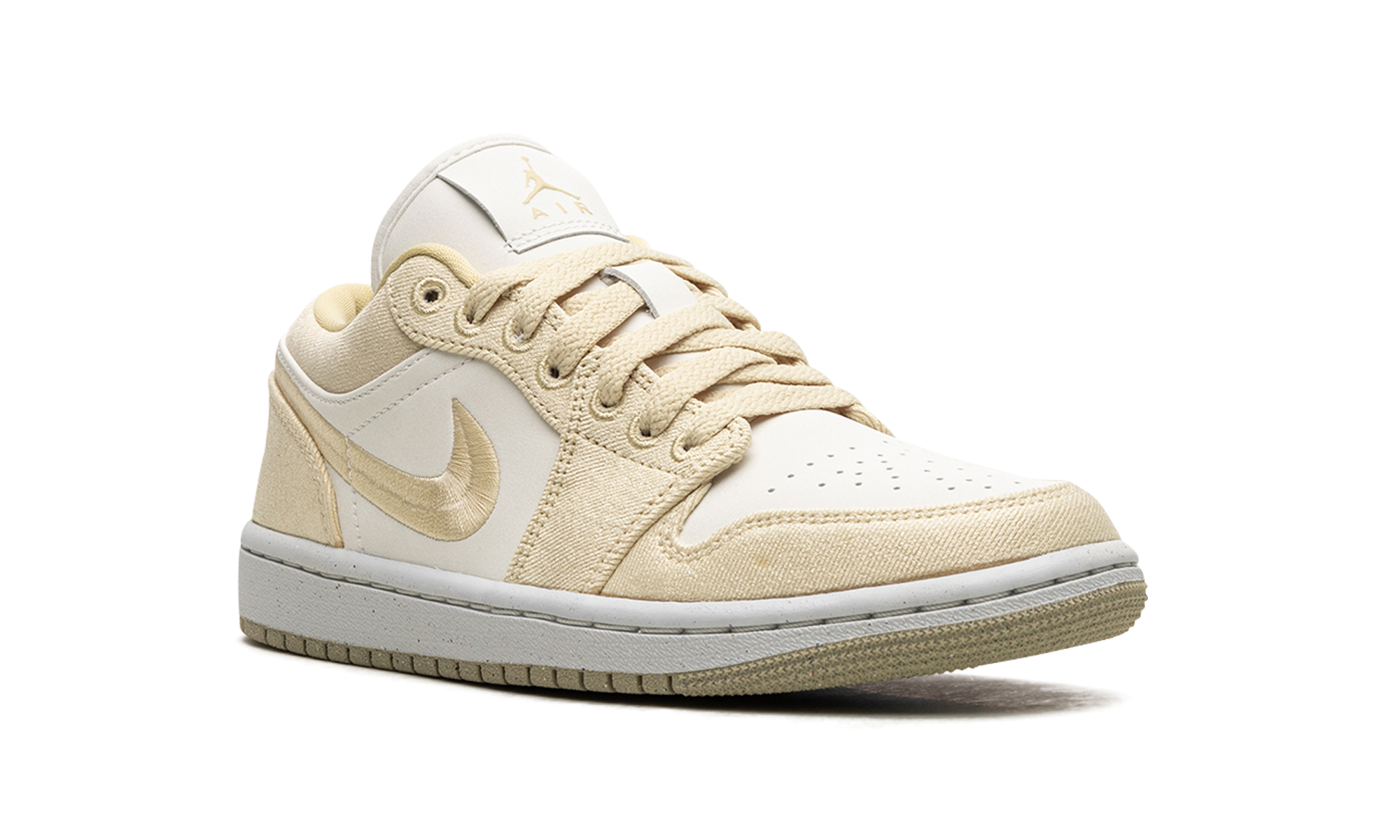 jordan 1 low se team gold women s+FN3722-701+diagnol right view
