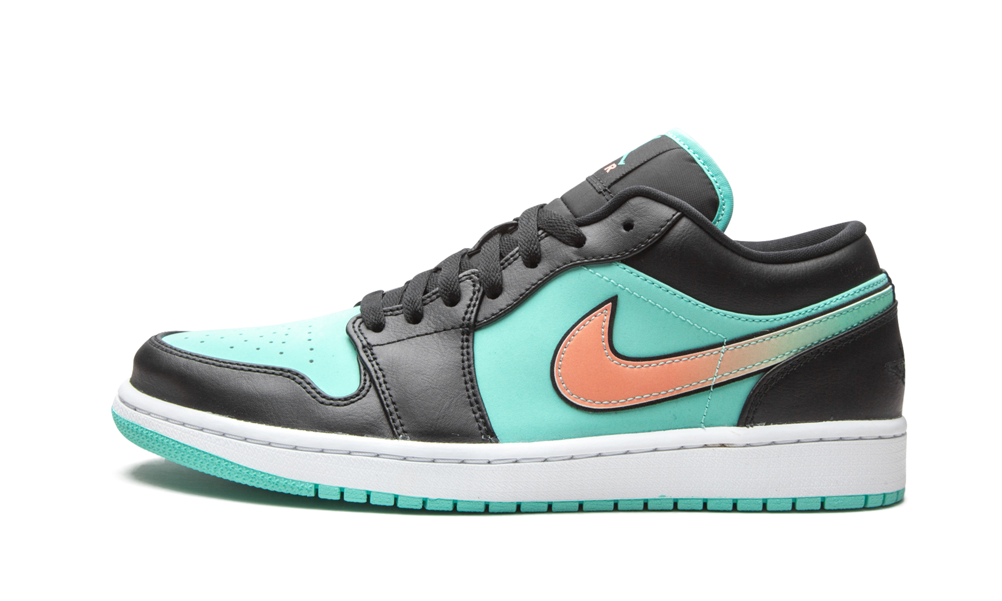 jordan 1 low se tropical twist+CK3022-301+diagnol right view 1