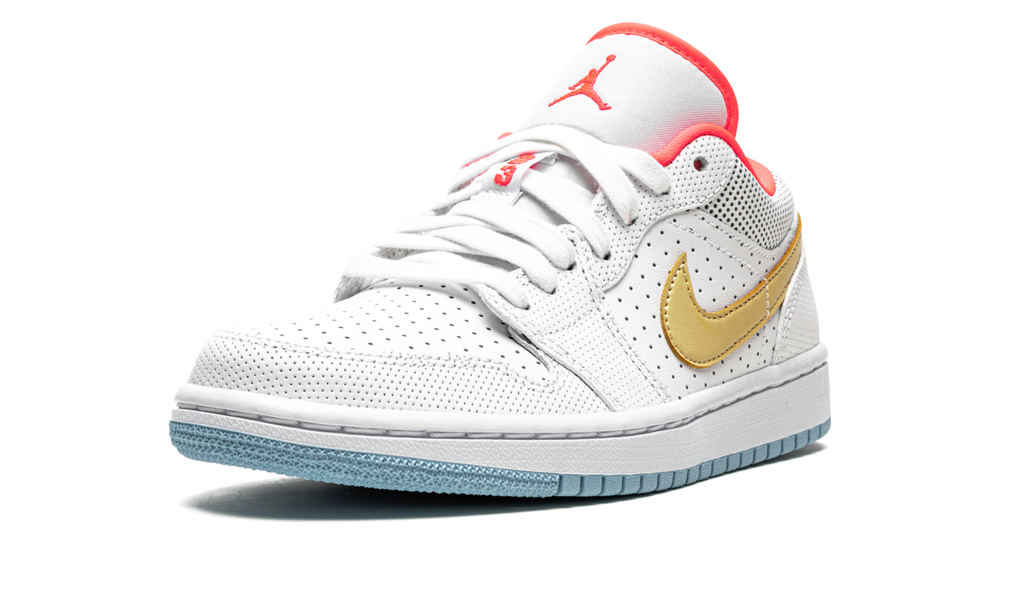 jordan 1 low se white sesame women s+DC9509-100+left diagnol single view