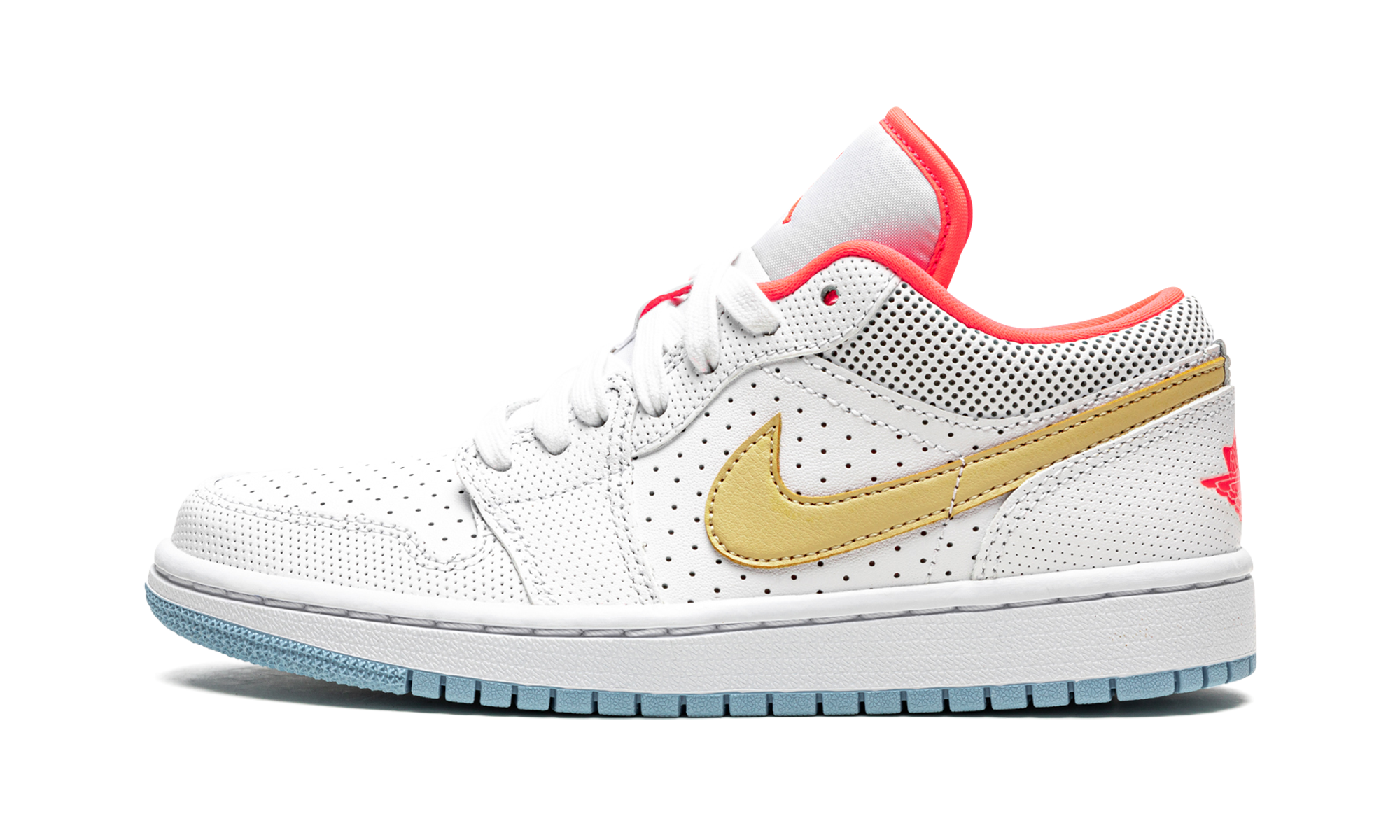 jordan 1 low se white sesame women s+DC9509-100+diagnol right view 1