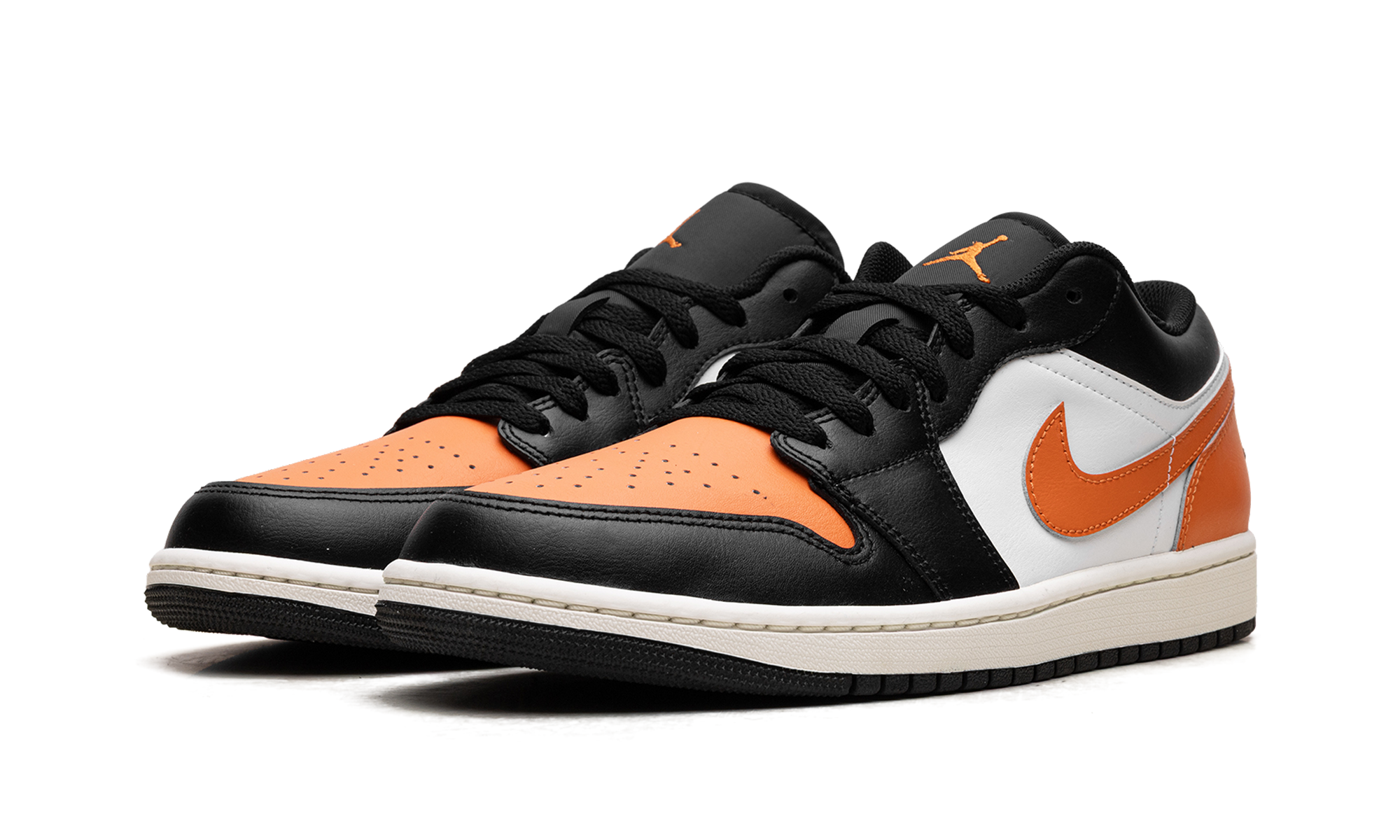 jordan 1 low shattered backboard alternate+553558-081+diagnol left view