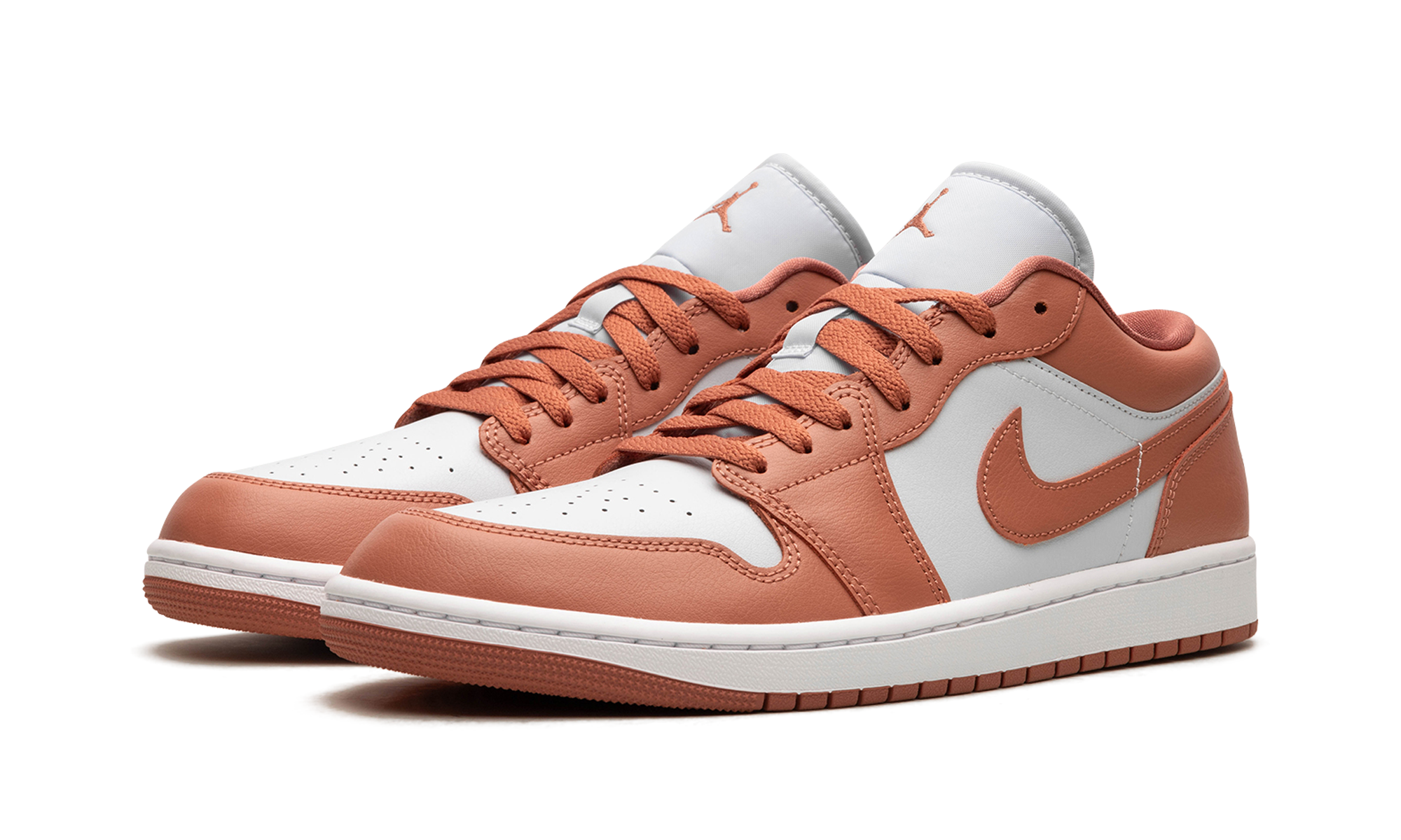 jordan 1 low sky j orange+DC0774-080+diagnol left view