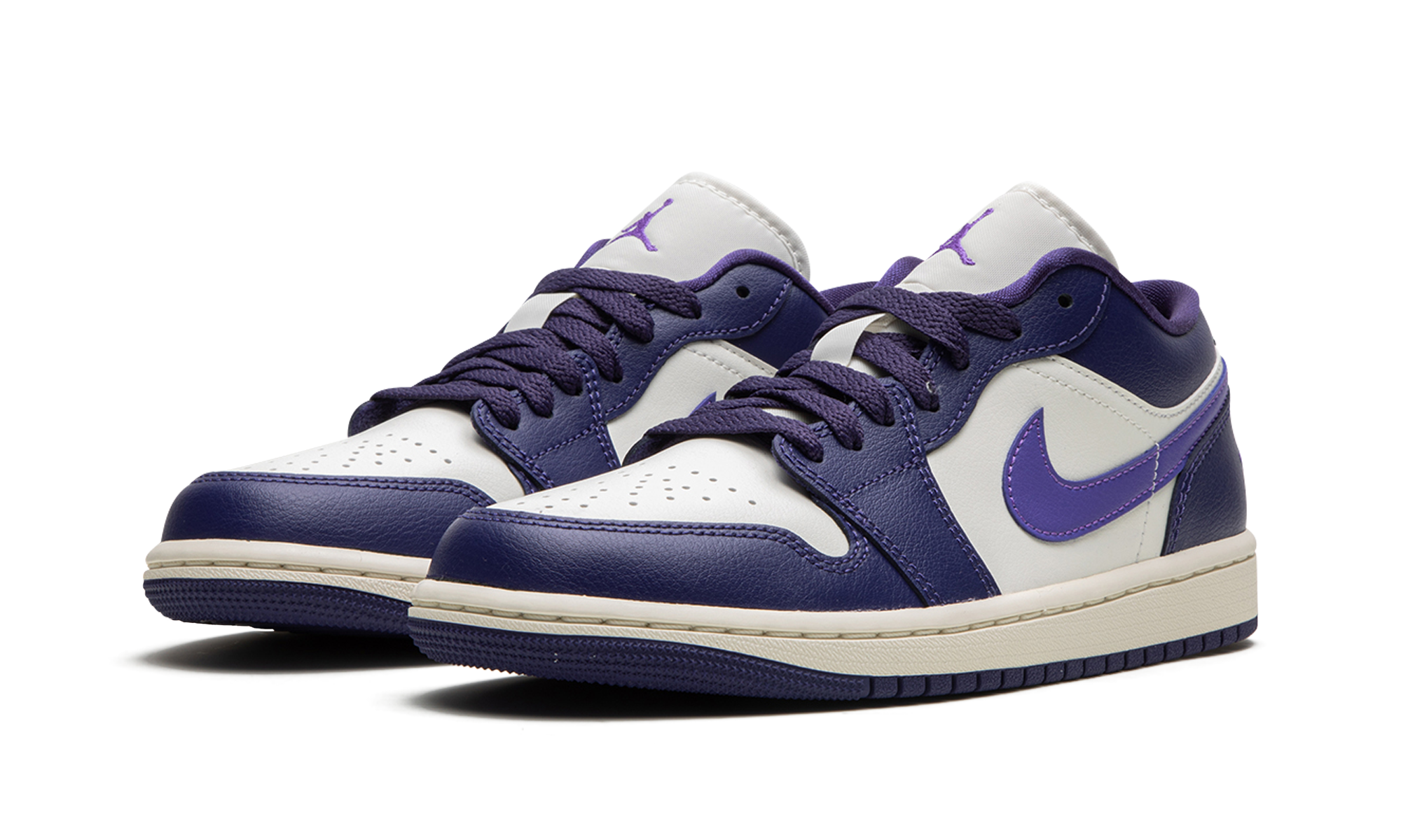 jordan 1 low sky j purple women s+DC0774-502+diagnol left view