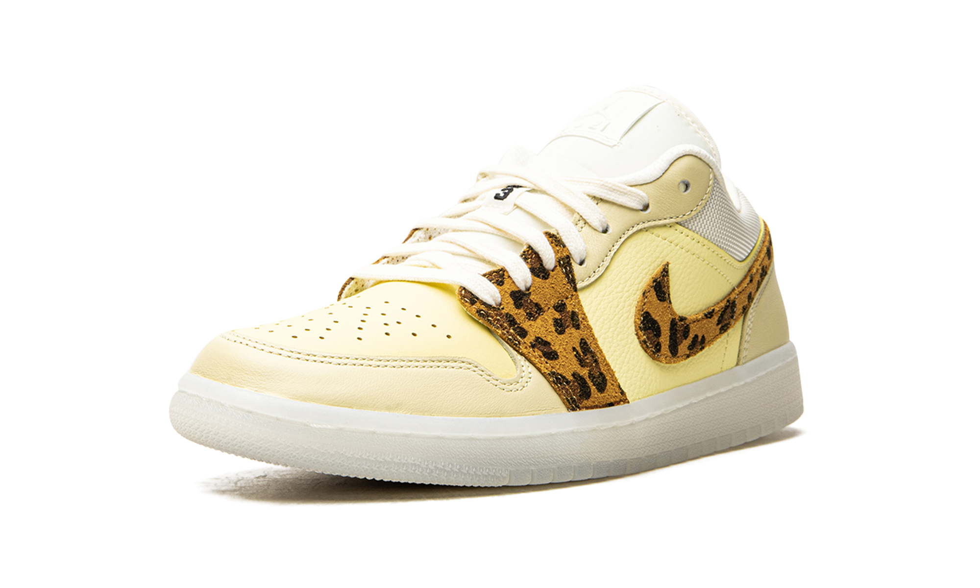 jordan 1 low snkrs day women s+DN6998-700+left diagnol single view