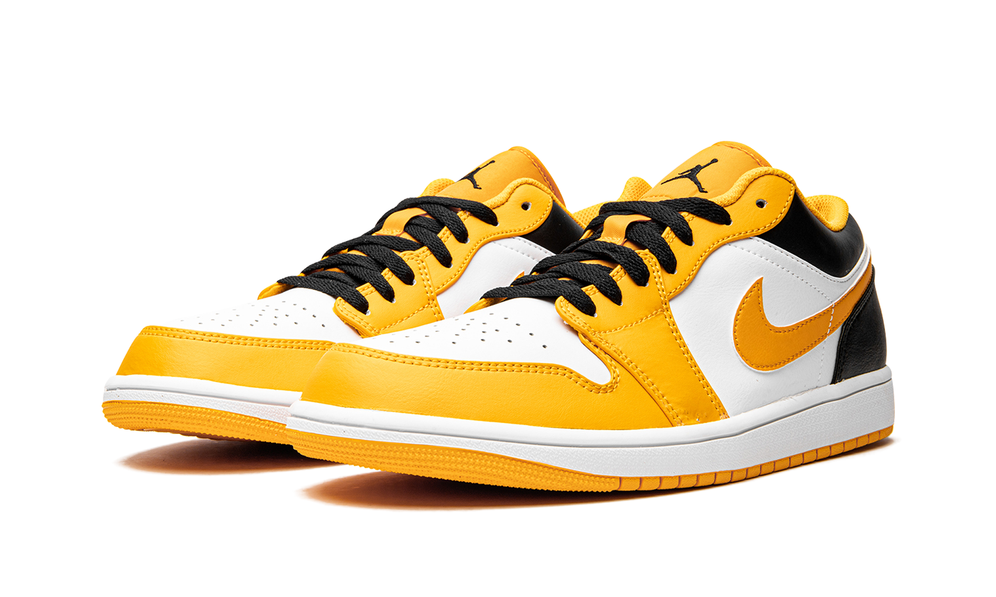 jordan 1 low taxi+553558-701+diagnol left view