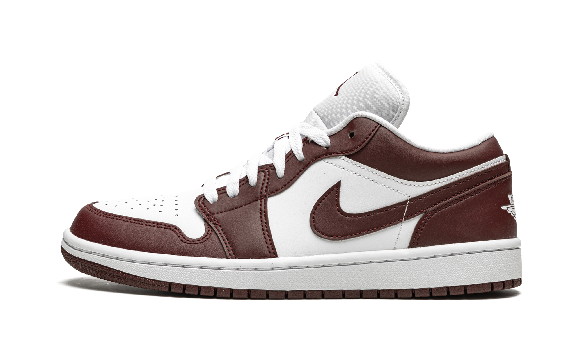 jordan 1 low team red women s+DC0774-116+diagnol right view 1