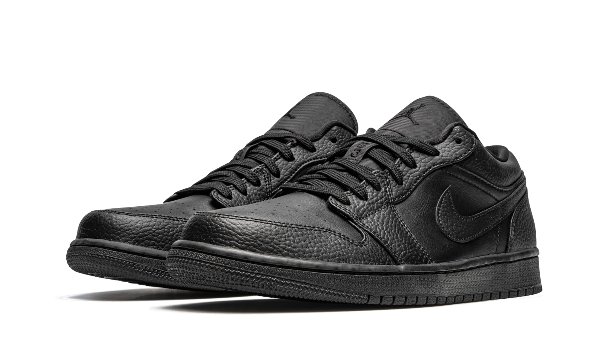 jordan 1 low triple black+553558-091+diagnol left view