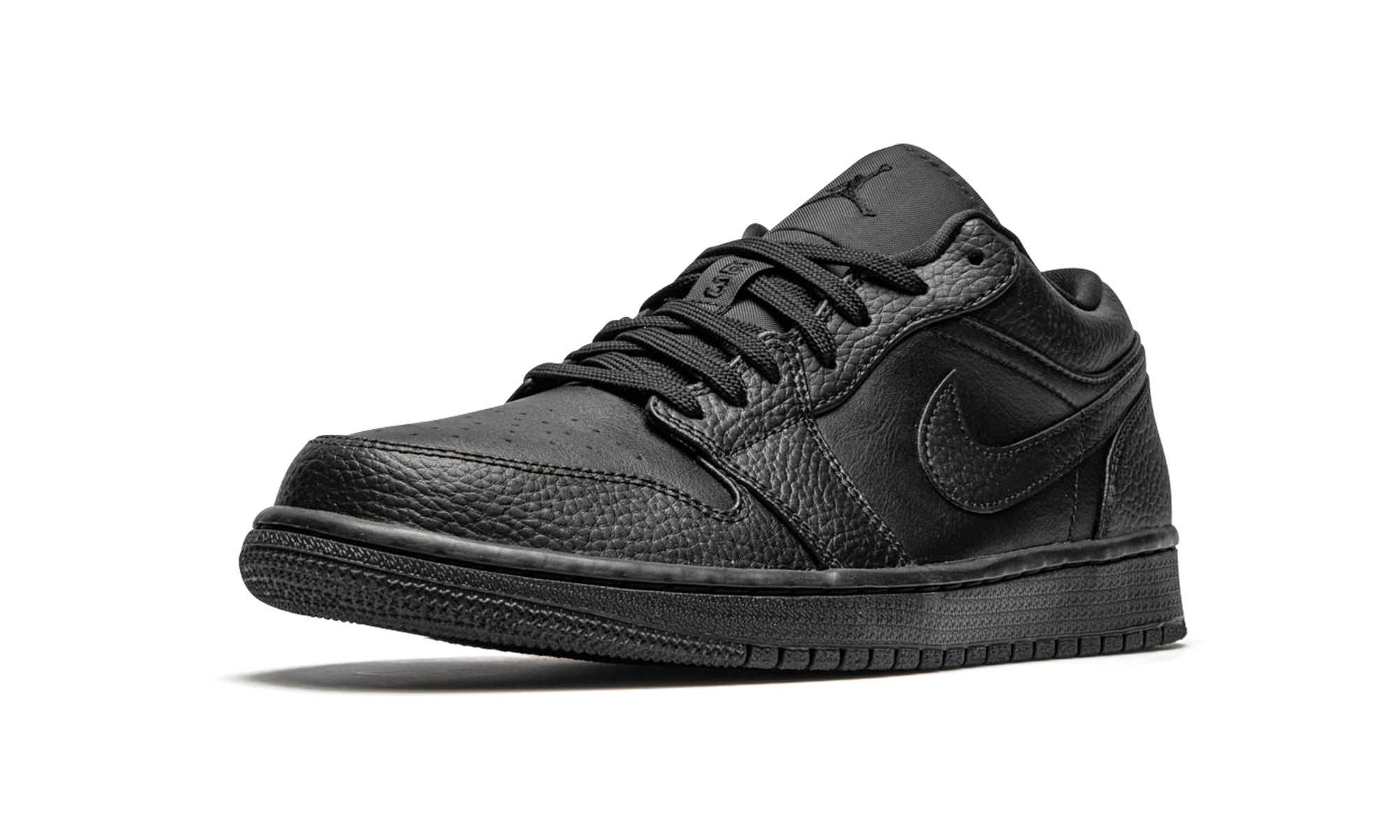 jordan 1 low triple black+553558-091+left diagnol single view
