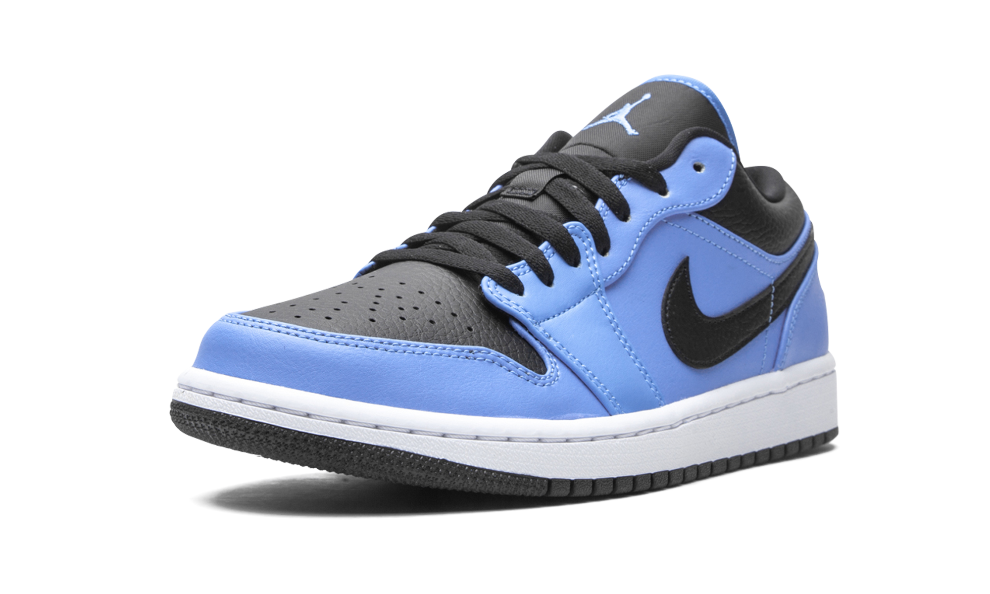 jordan 1 low university blue black+553558-403+left diagnol single view