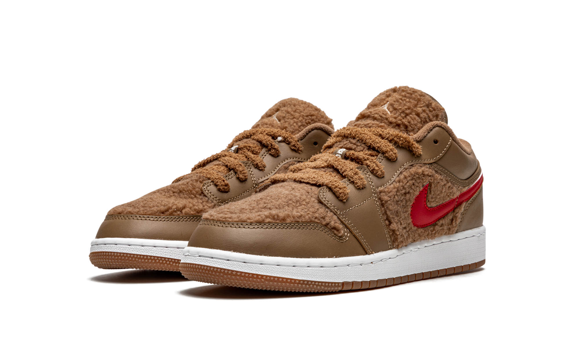 jordan 1 low utility teddy bear gs+DO2233-264+diagnol left view