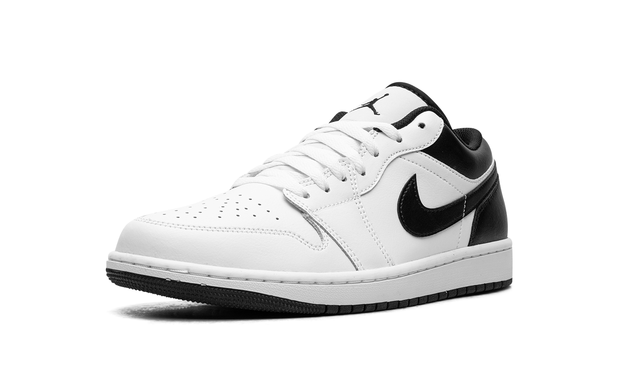 jordan 1 low white black+553558-132+left diagnol single view