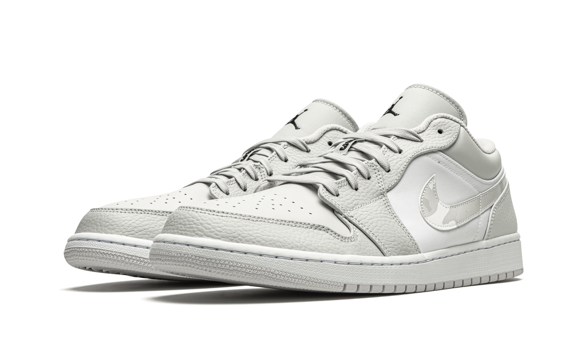 jordan 1 low white camo+DC9036-100+diagnol left view