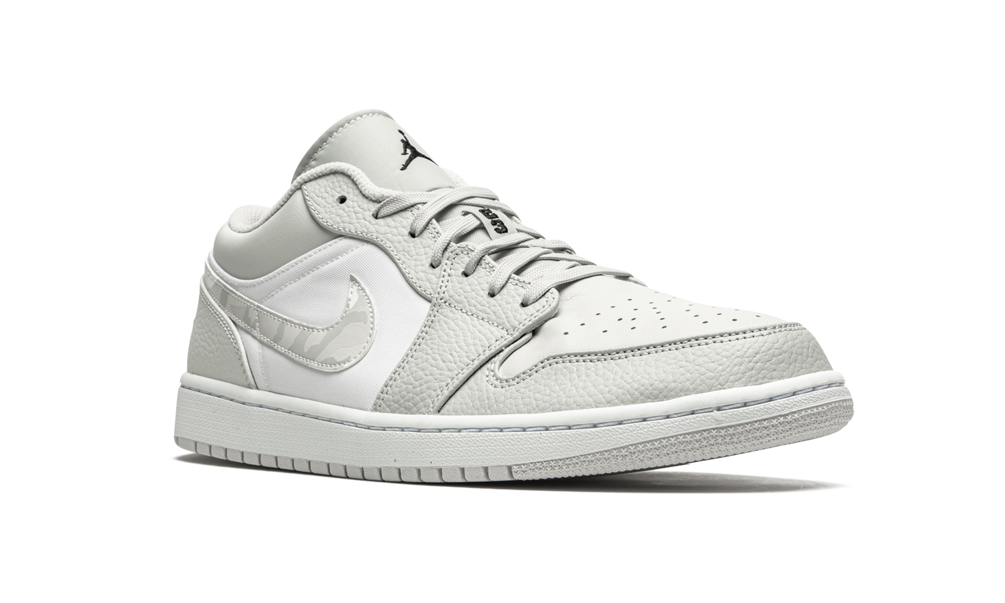 jordan 1 low white camo+DC9036-100+diagnol right view