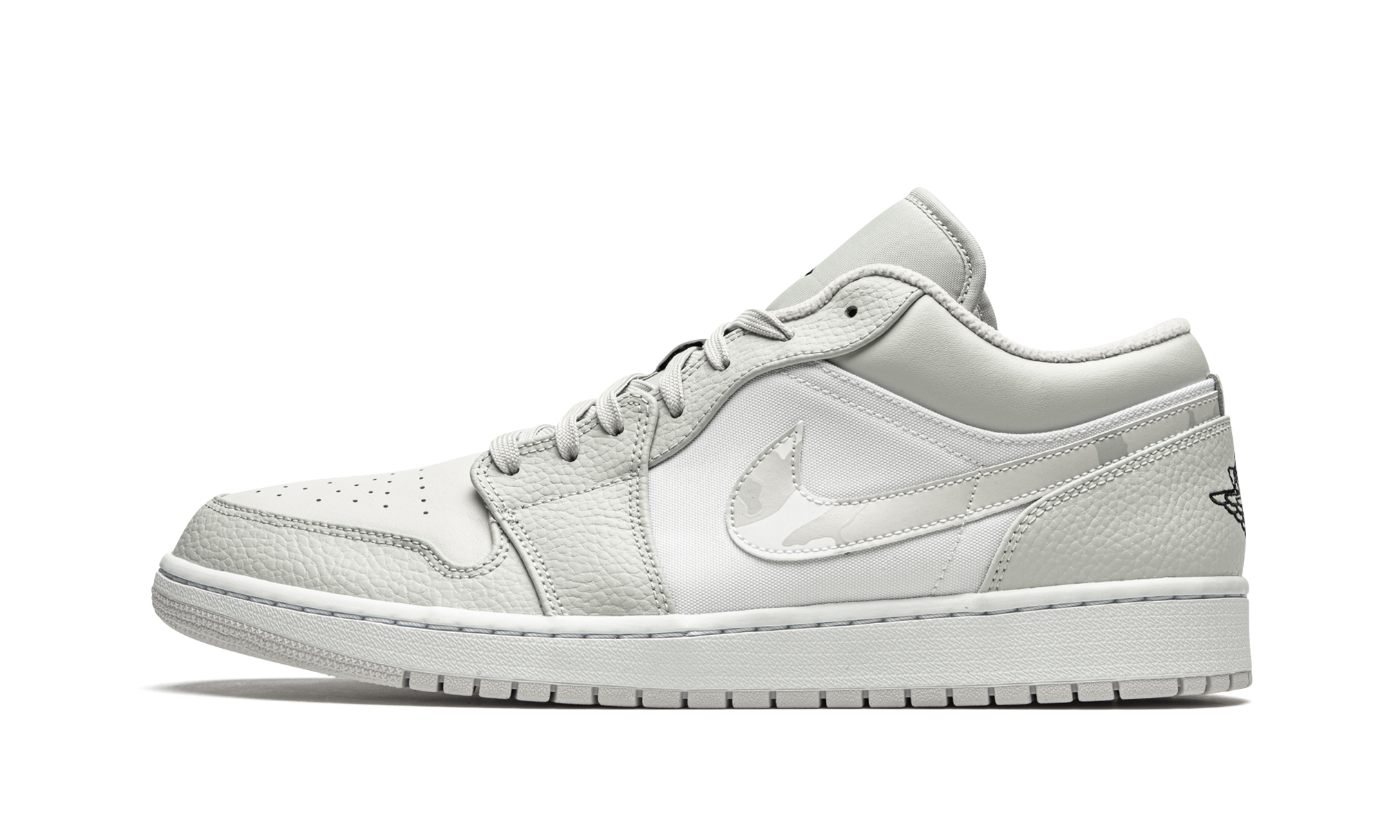 jordan 1 low white camo+DC9036-100+diagnol right view 1