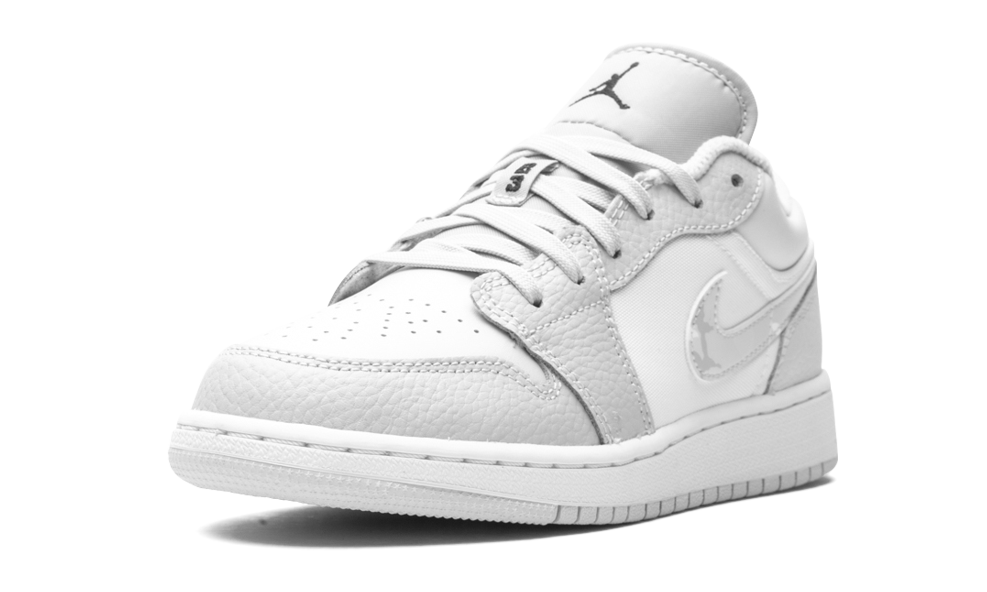 jordan 1 low white camo gs+DD3234-100+left diagnol single view