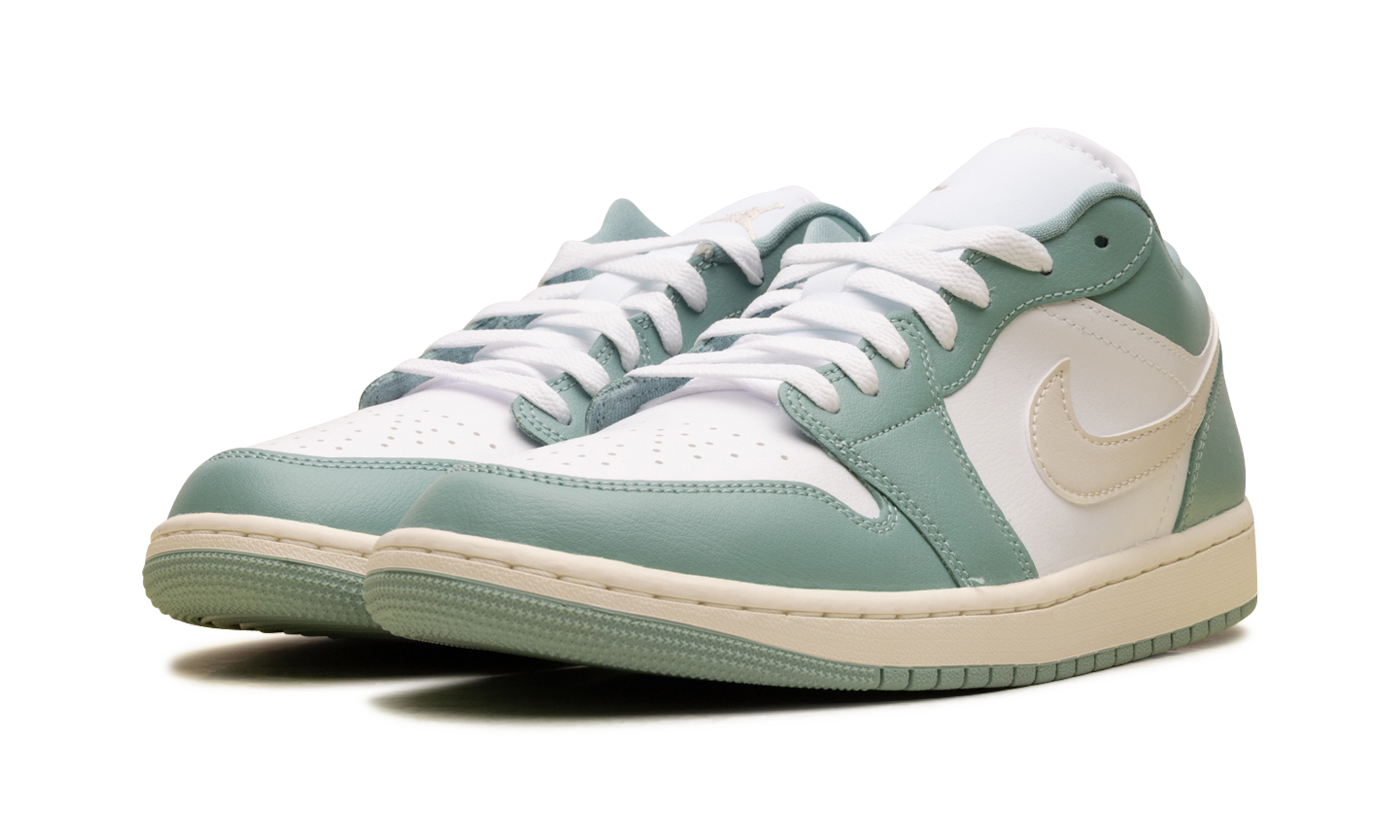 jordan 1 low white cannon women s+DC0774-138+diagnol left view