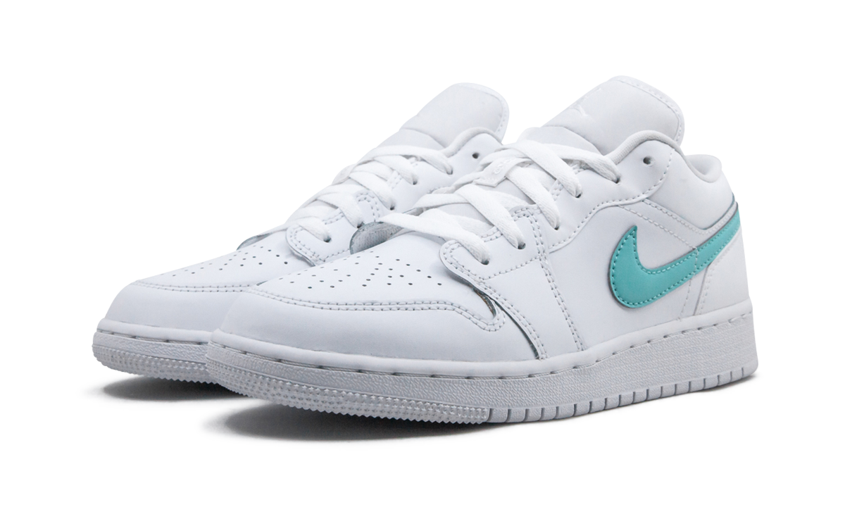 jordan 1 low white neon gs+CW7035-100+diagnol left view