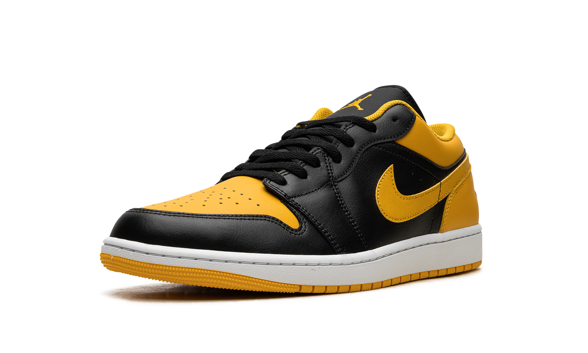 jordan 1 low yellow ochre+553558-072+left diagnol single view