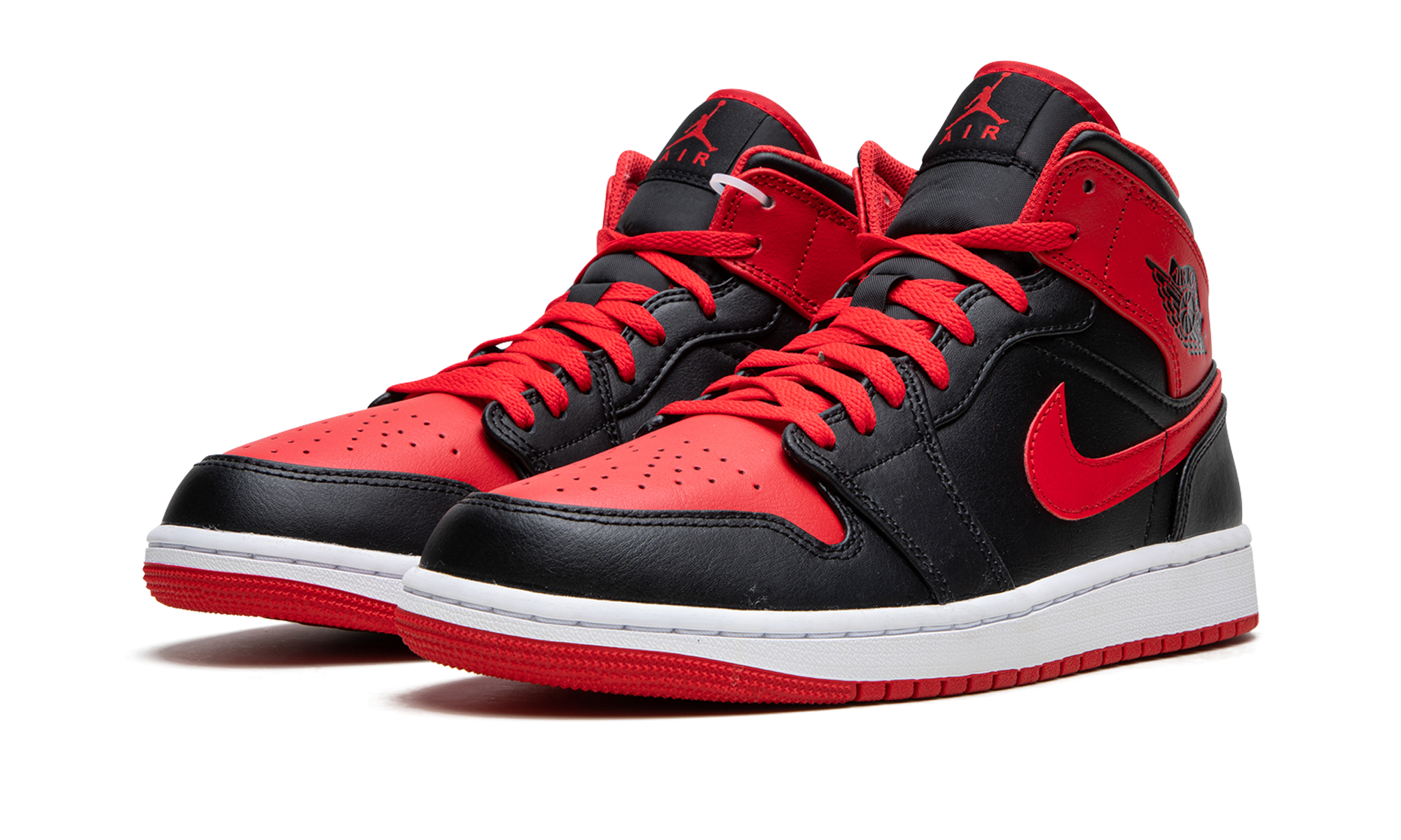 jordan 1 mid alternate bred 2022+DQ8426-060+diagnol left view