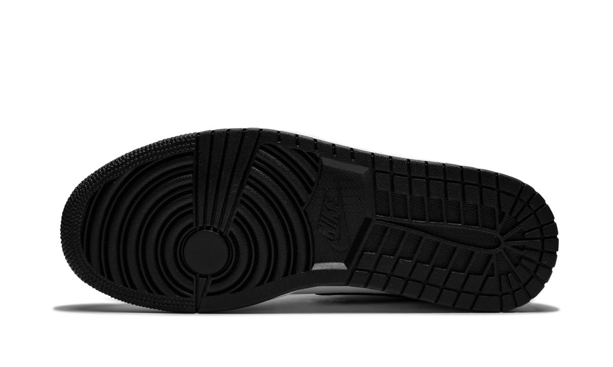 jordan 1 mid alternate think 16+554724-121+bottom view