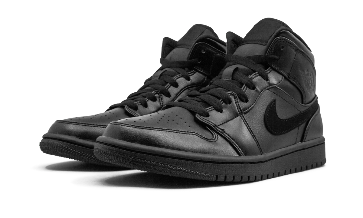 jordan 1 mid black+554724-090+diagnol left view
