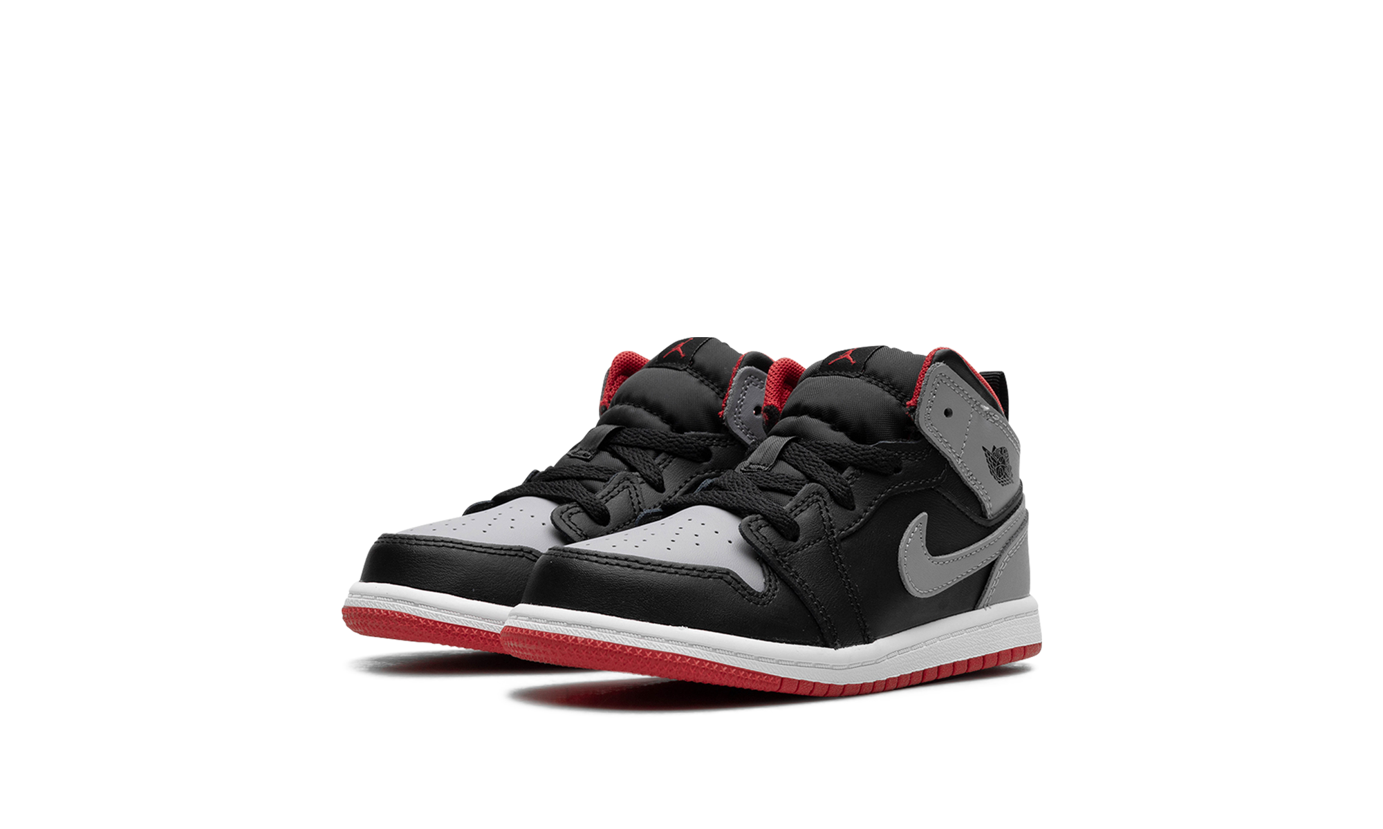 jordan 1 mid bred shadow td+DQ8425-006+diagnol left view
