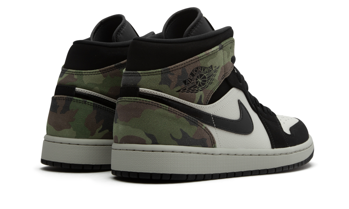 jordan 1 mid camo 2020+CW5490-001+diagnol right behind view