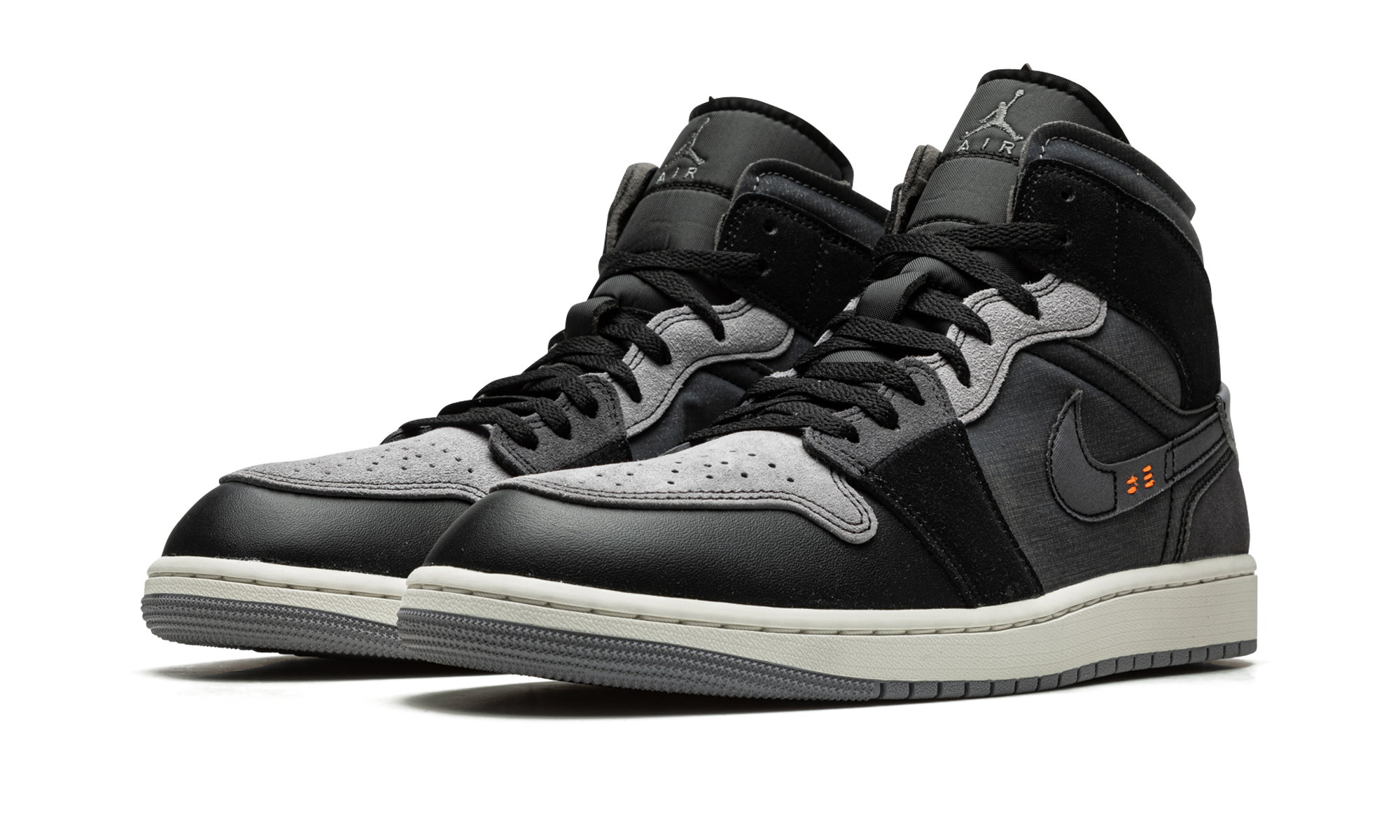 jordan 1 mid craft inside out black+DM9652-001+diagnol left view