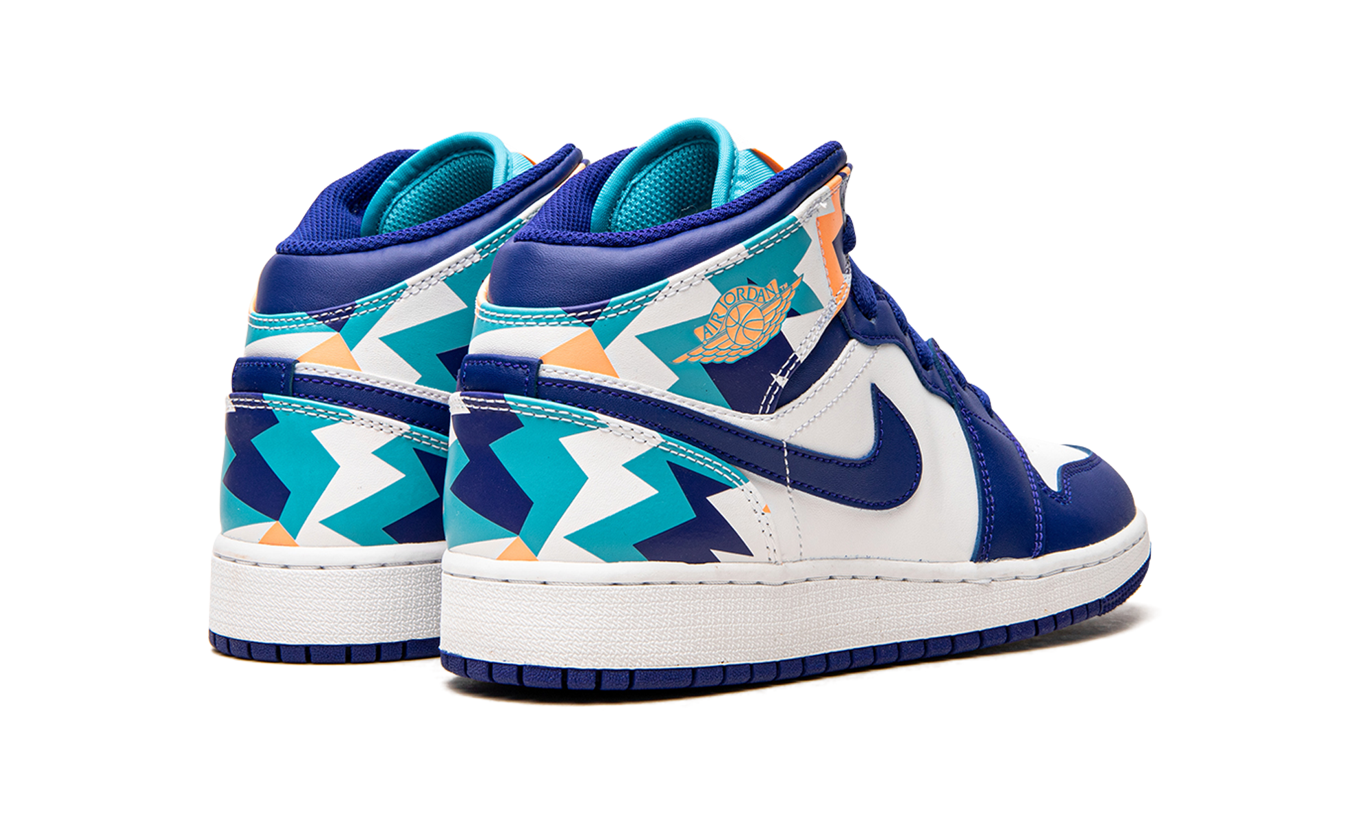 jordan 1 mid geometric print gs+555112-105+diagnol right behind view
