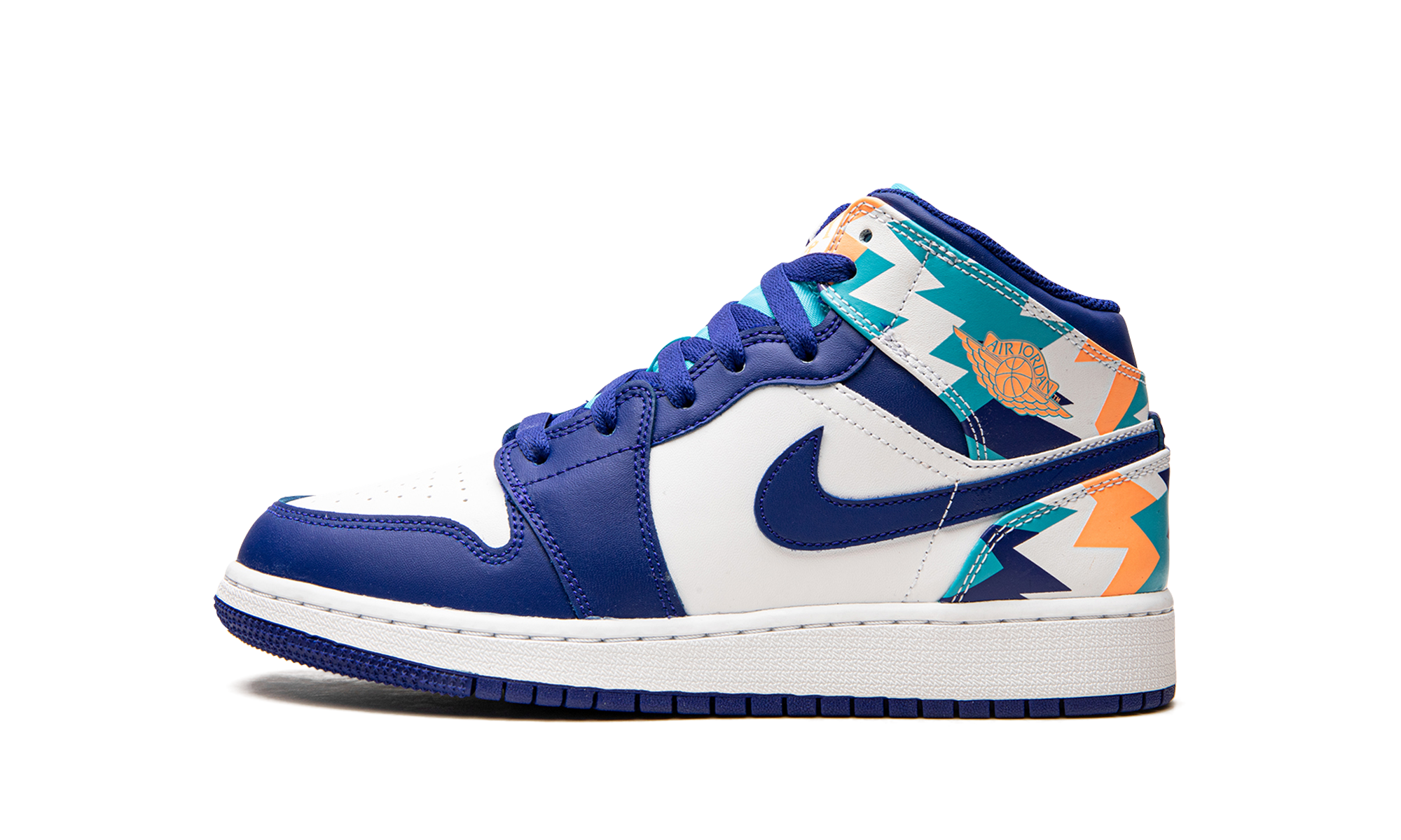 jordan 1 mid geometric print gs+555112-105+diagnol right view 1